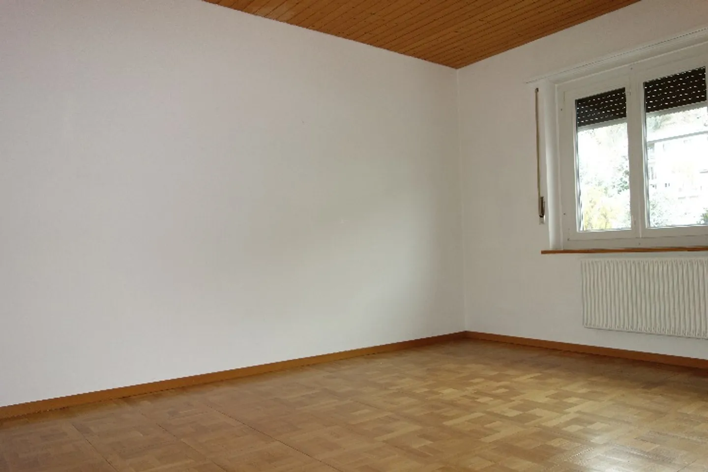 Tramelan - Appartement en duplex avec 5 pièces - Photo 3 sur 10