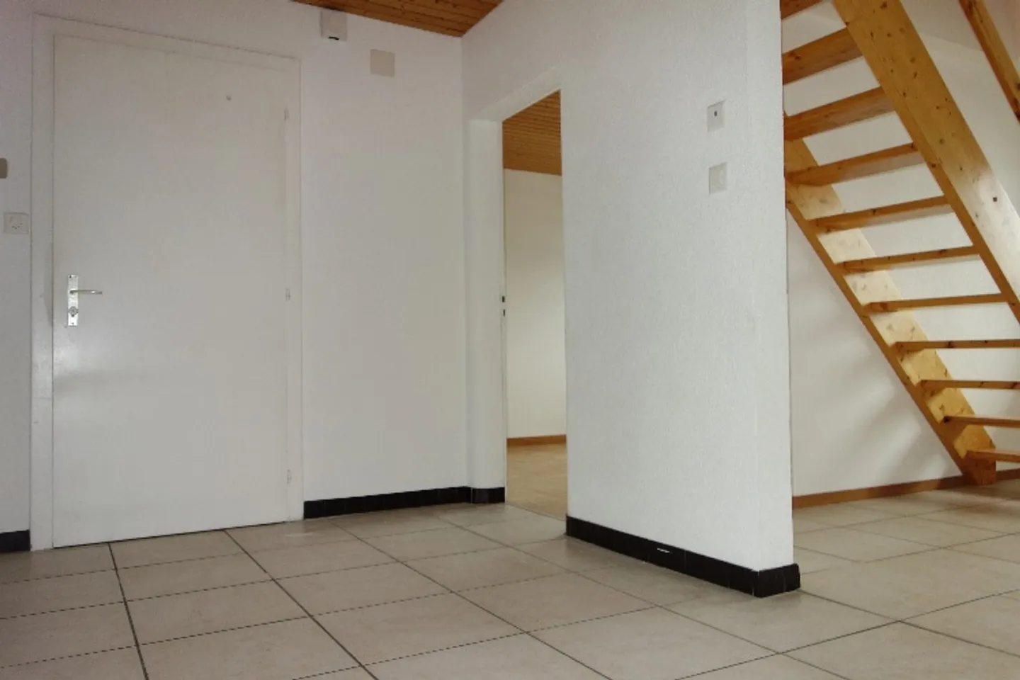Tramelan - Appartement en duplex avec 5 pièces - Photo 6 sur 10