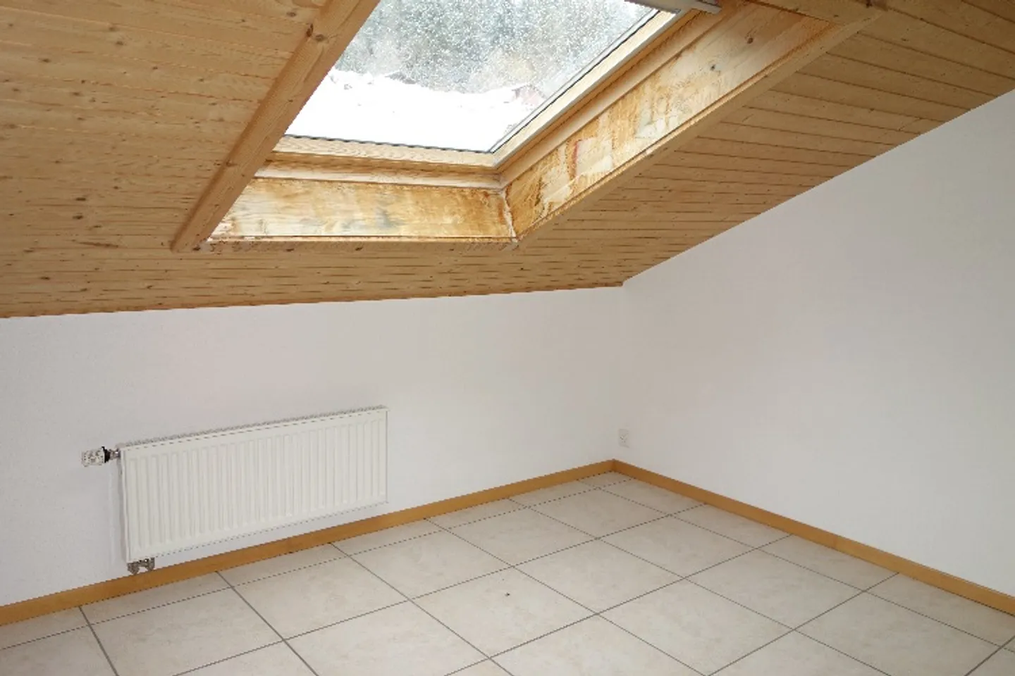 Tramelan - Appartement en duplex avec 5 pièces - Photo 7 sur 10