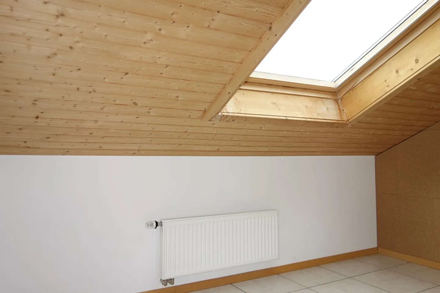 Tramelan - Appartement en duplex avec 5 pièces - Photo 8 sur 10
