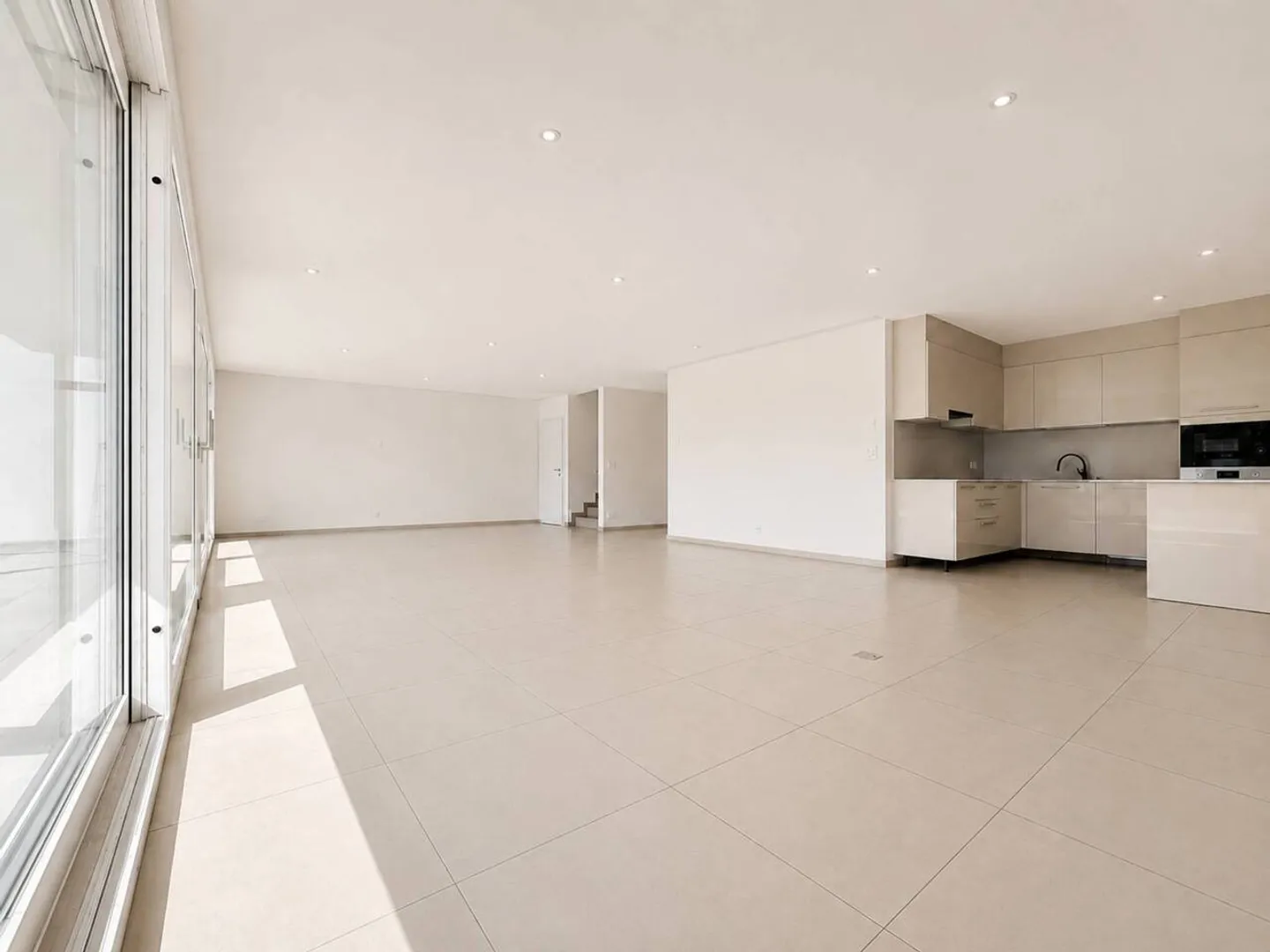 4.5-room villa with terrace and garden - Photo 1 of 13