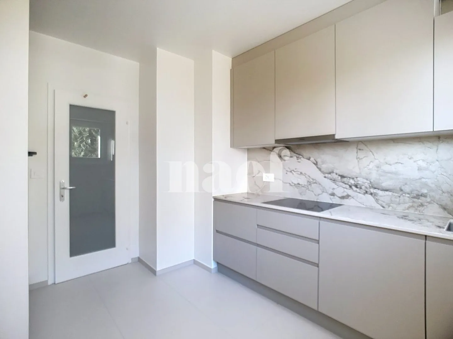 5-room apartment - Photo 4 of 10