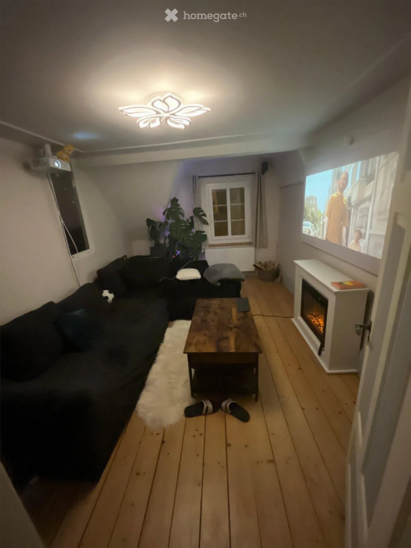 Moderne 3.5-Zimmer-Dachwohnung in Arbon mit Kamin und Balkon - Foto 2 von 7