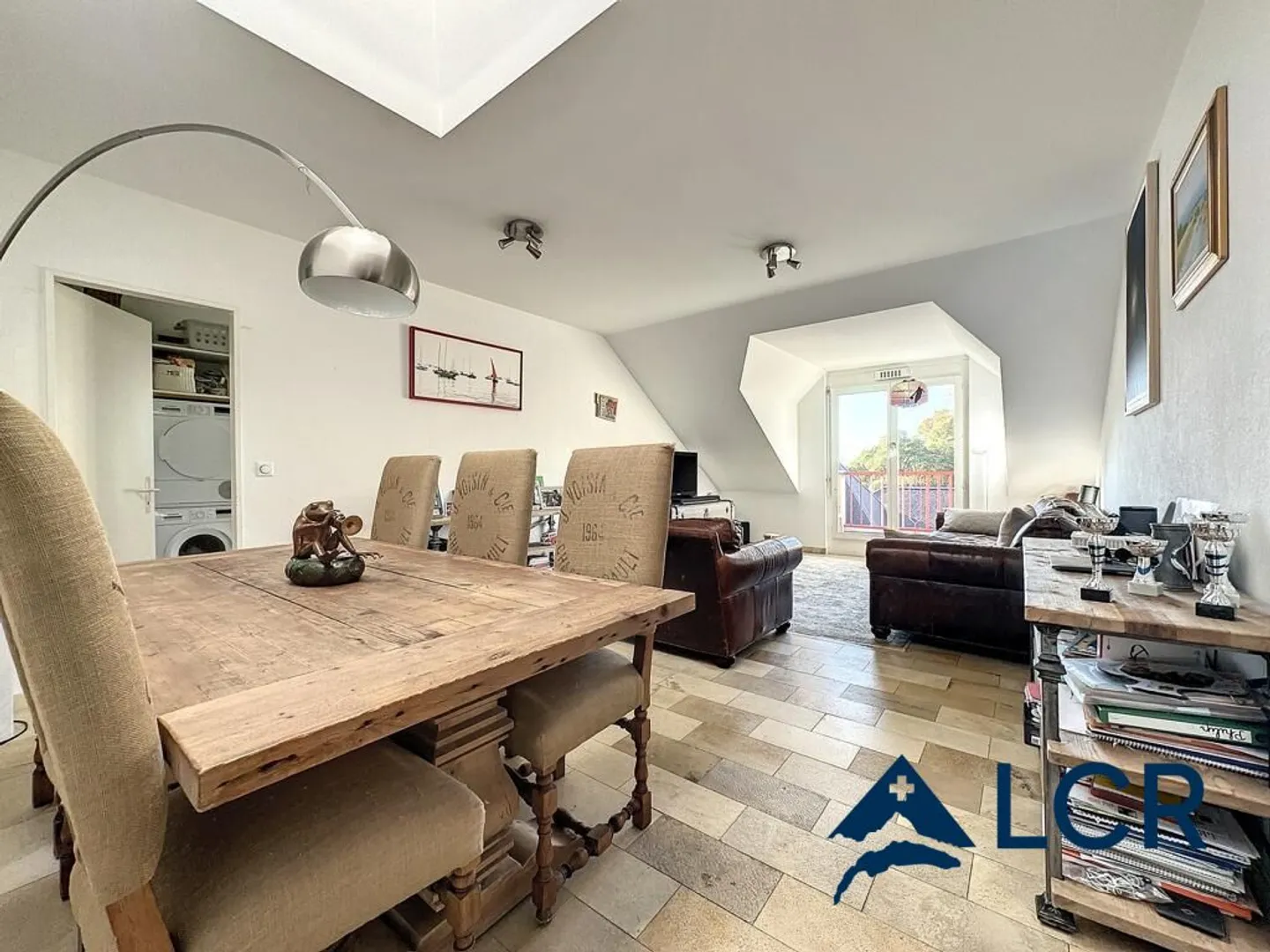 Beautiful furnished penthouse 4p / 2 bedrooms / Balcony - Photo 2 of 7