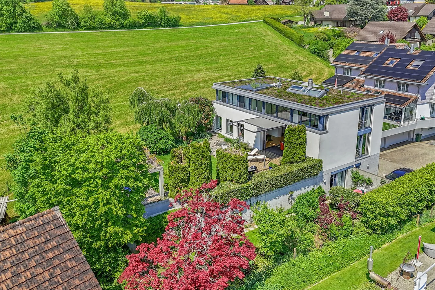 Proprietà in posizione privilegiata a Engelburg SG! - Foto 2 di 9