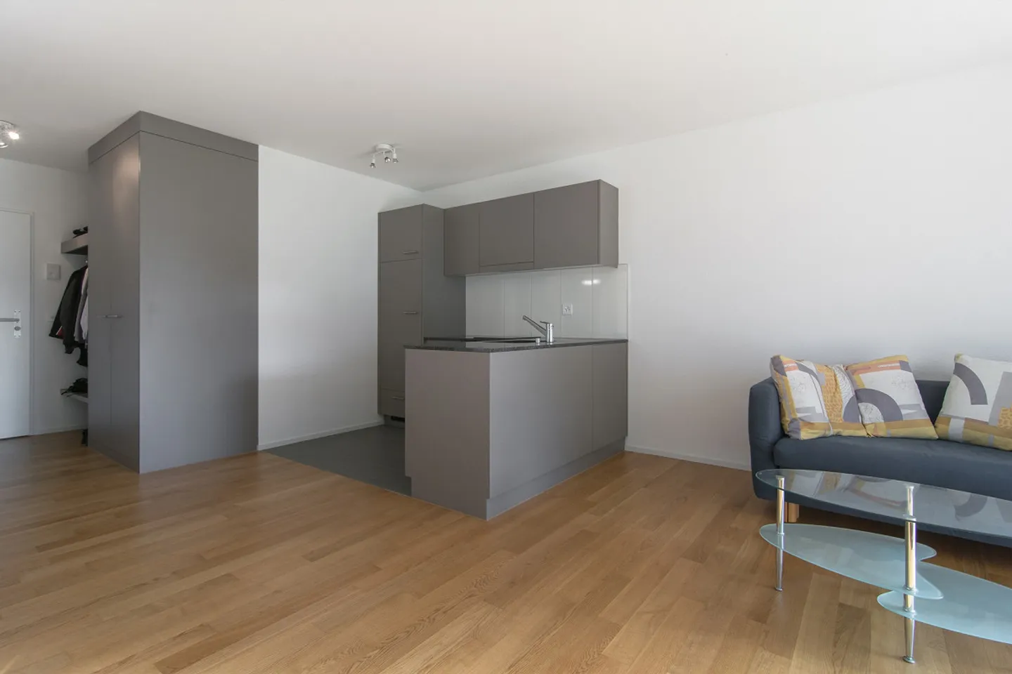 Appartement 1,5 pièces avec grand espace de vie - Photo 2 sur 8