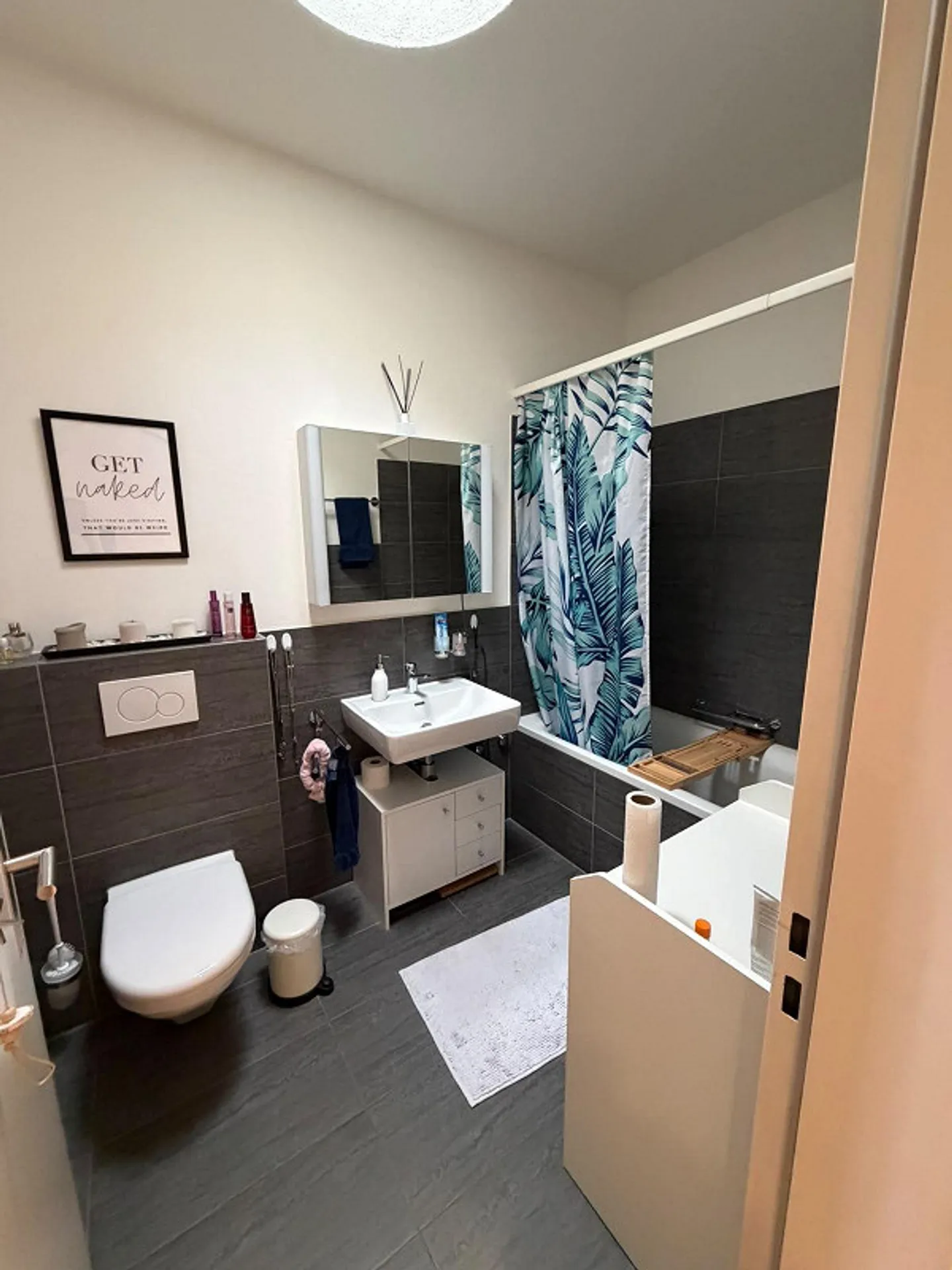 Ampio appartamento di 4,5 stanze con loggia - Foto 6 di 11