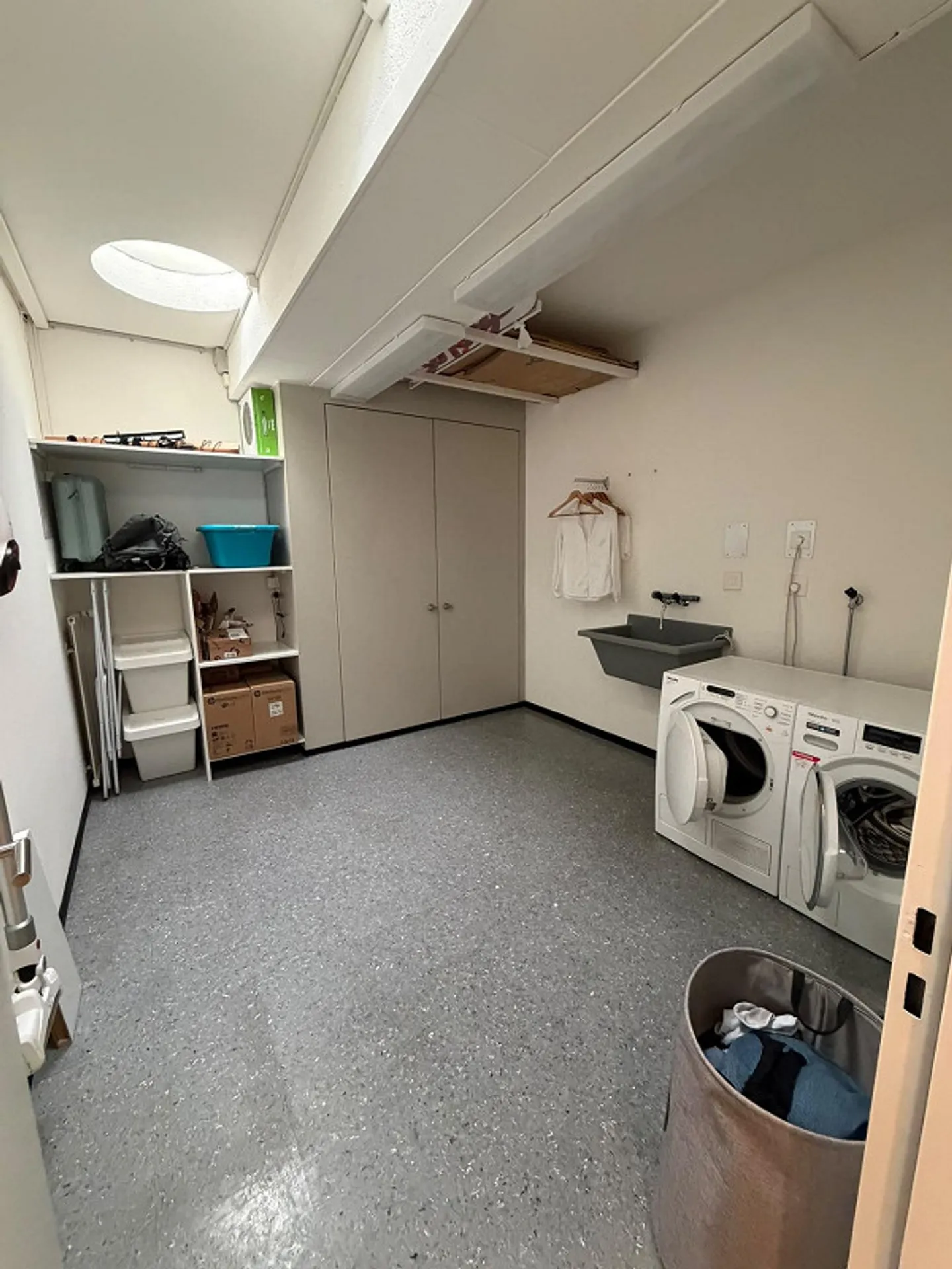 Ampio appartamento di 4,5 stanze con loggia - Foto 11 di 11