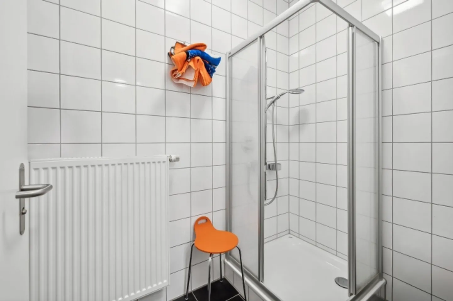 Espace de bureau agrandi dans la région des trois frontières avec une grande terrasse - Photo 12 sur 13