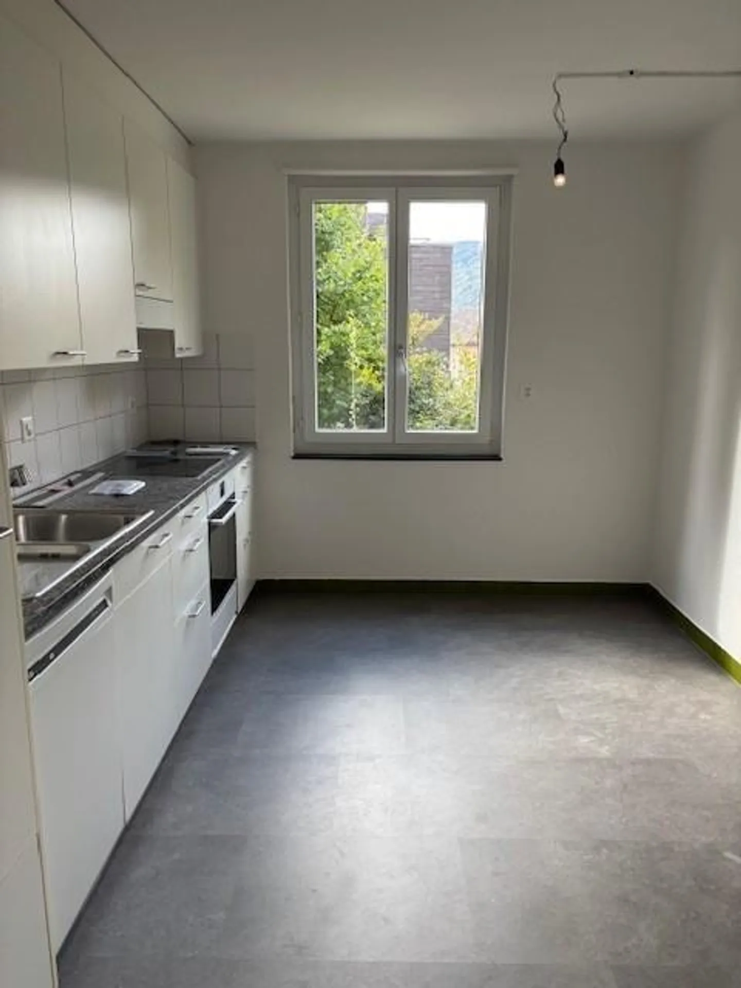 Beautiful garden apartment including garage - Photo 3 of 18