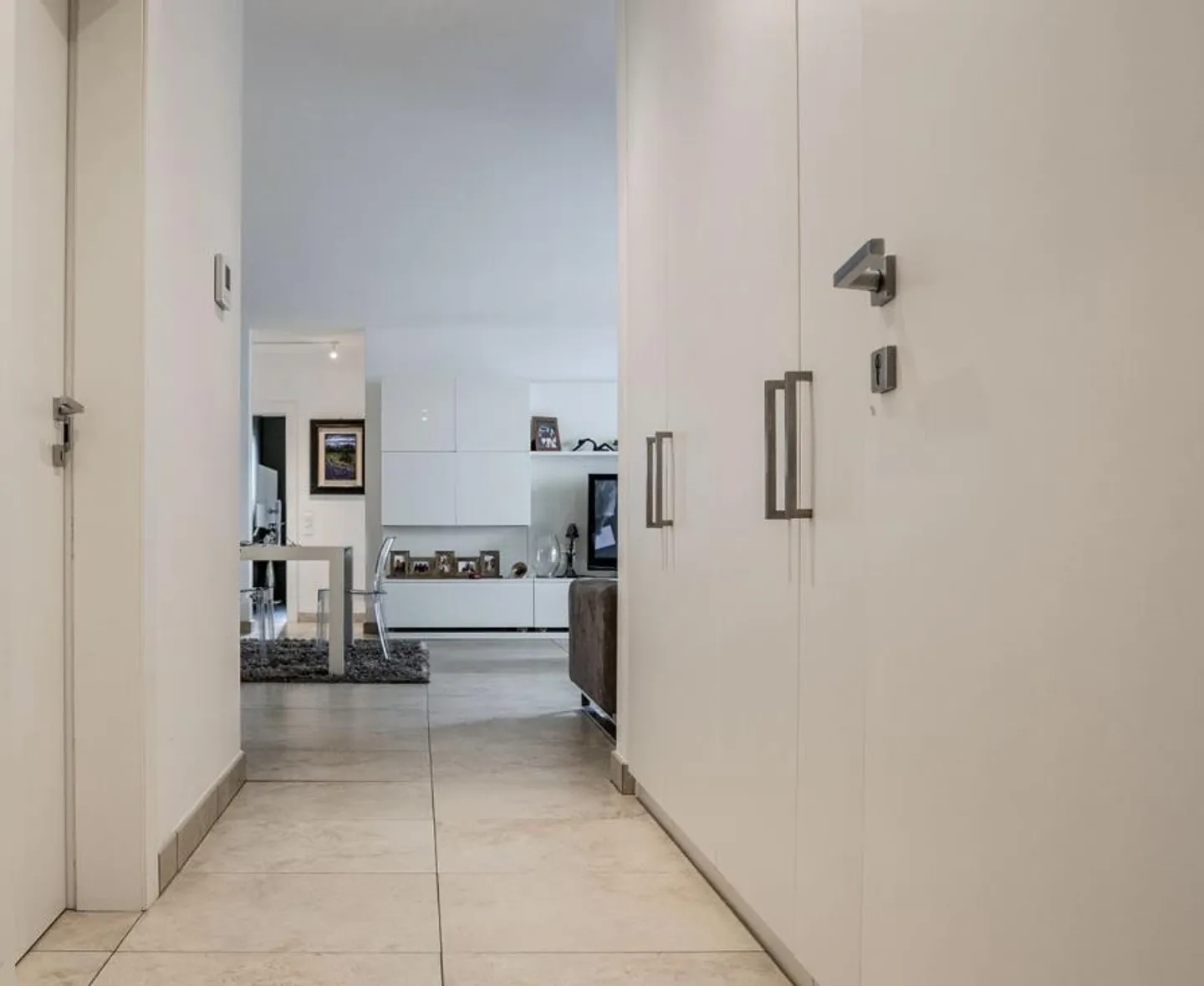 WUNDERSCHÖNE 5,5 ZIMMER MIT GARTEN IN BELLINZONA – ID 23534 - Foto 6 von 16