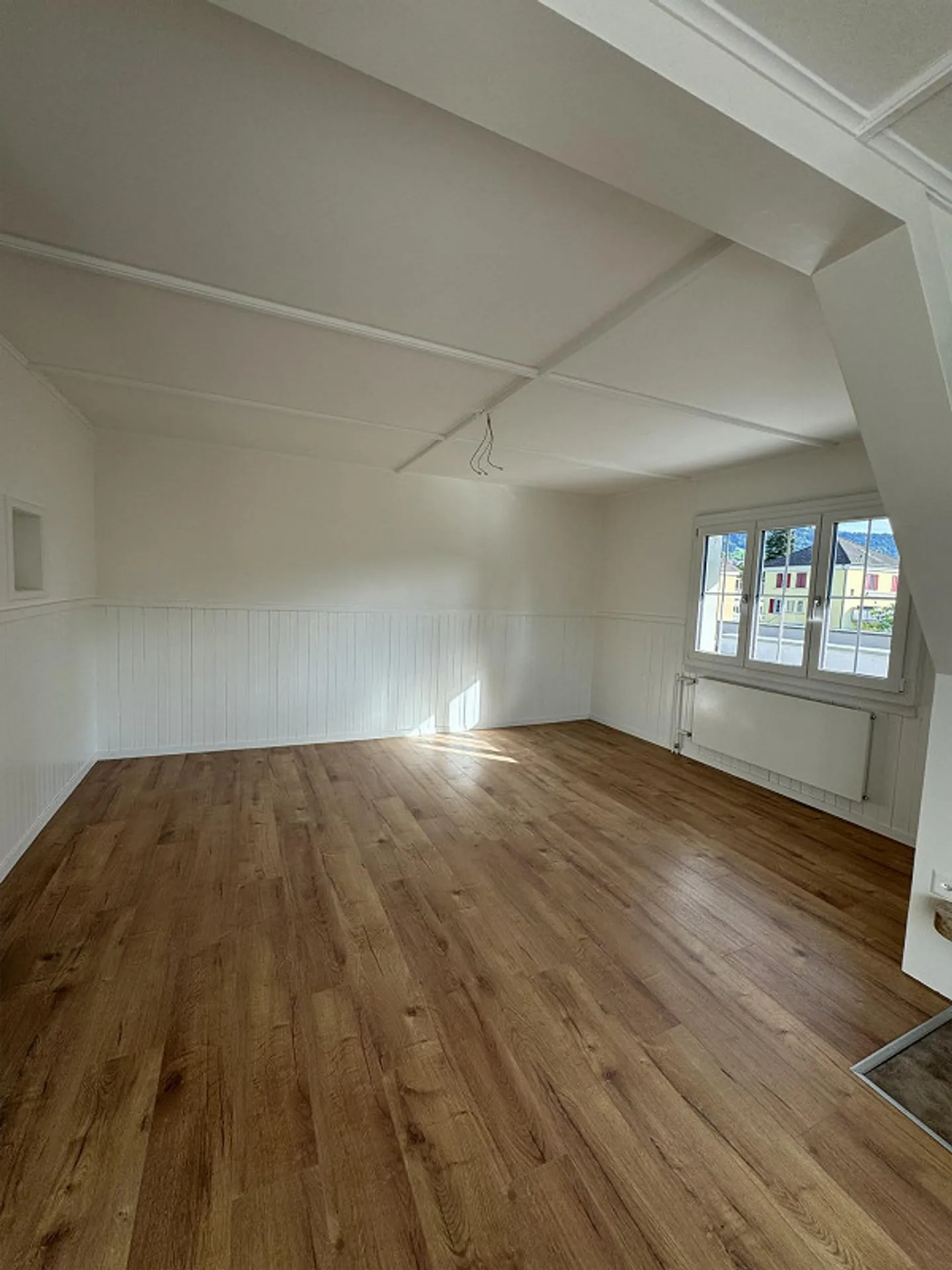 Attractive 3.5 room apartment in the tax-friendly Goldach with terrace - Photo 2 of 10