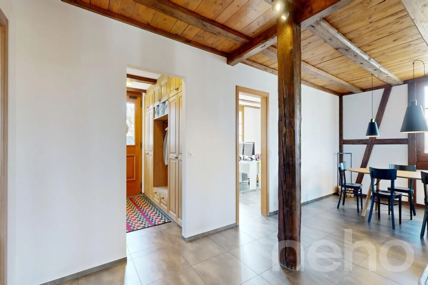 Propriété charmante avec espace et technologie moderne - Photo 10 sur 12