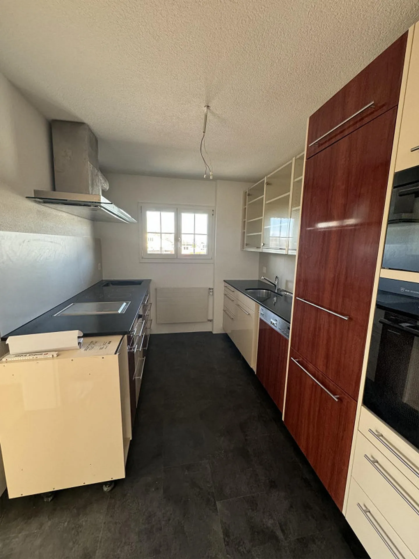 Attractive 3.5 room apartment in the tax-friendly Goldach with terrace - Photo 7 of 10