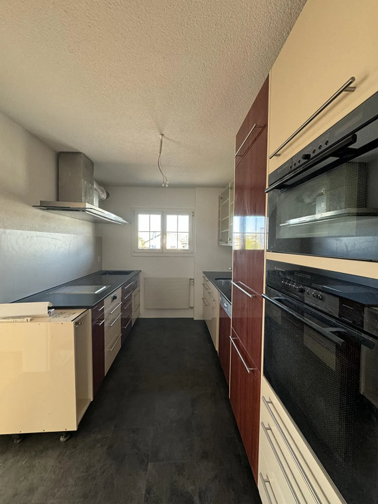 Attractive 3.5 room apartment in the tax-friendly Goldach with terrace - Photo 8 of 10