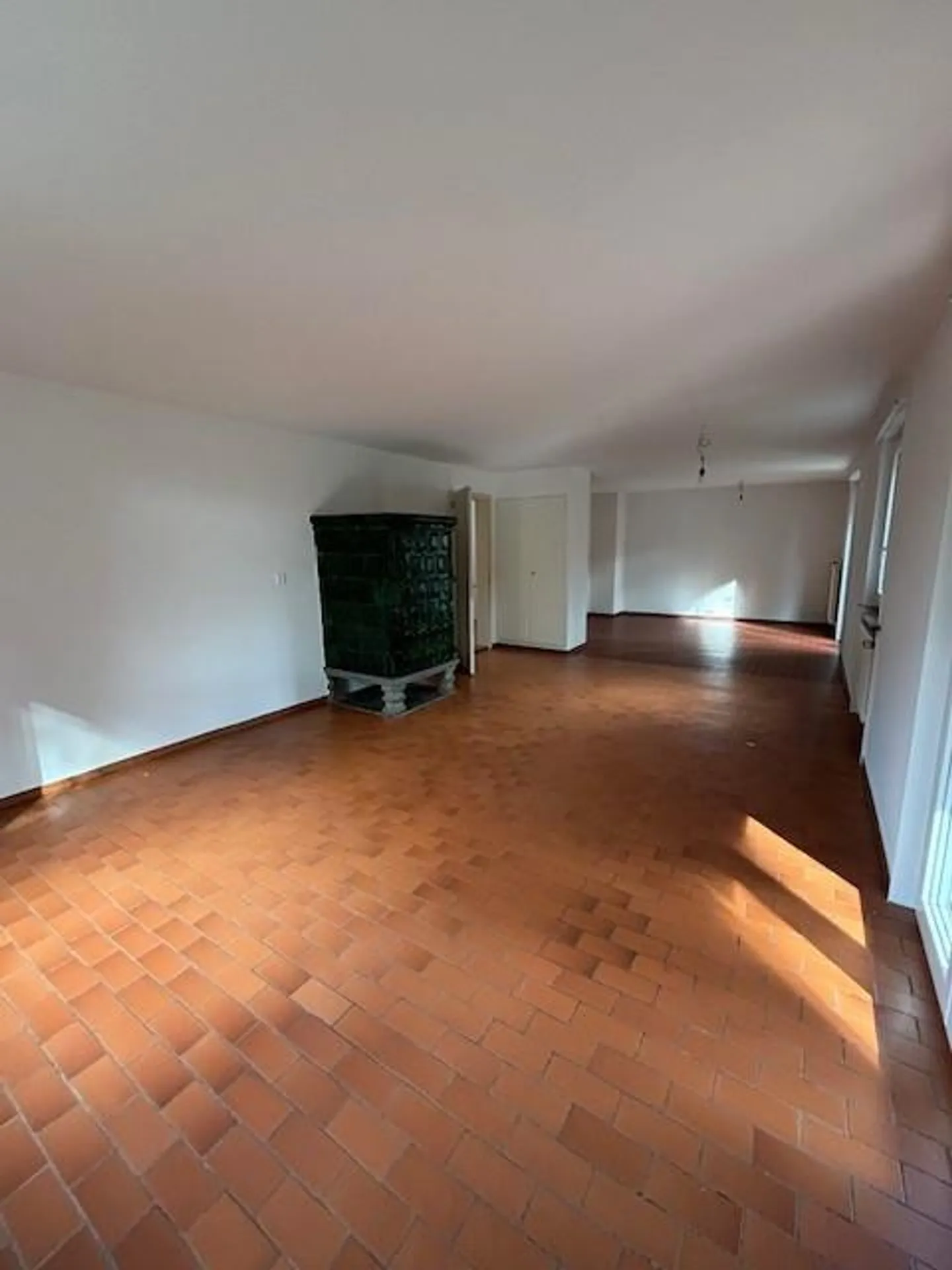 Beautiful garden apartment including garage - Photo 11 of 18