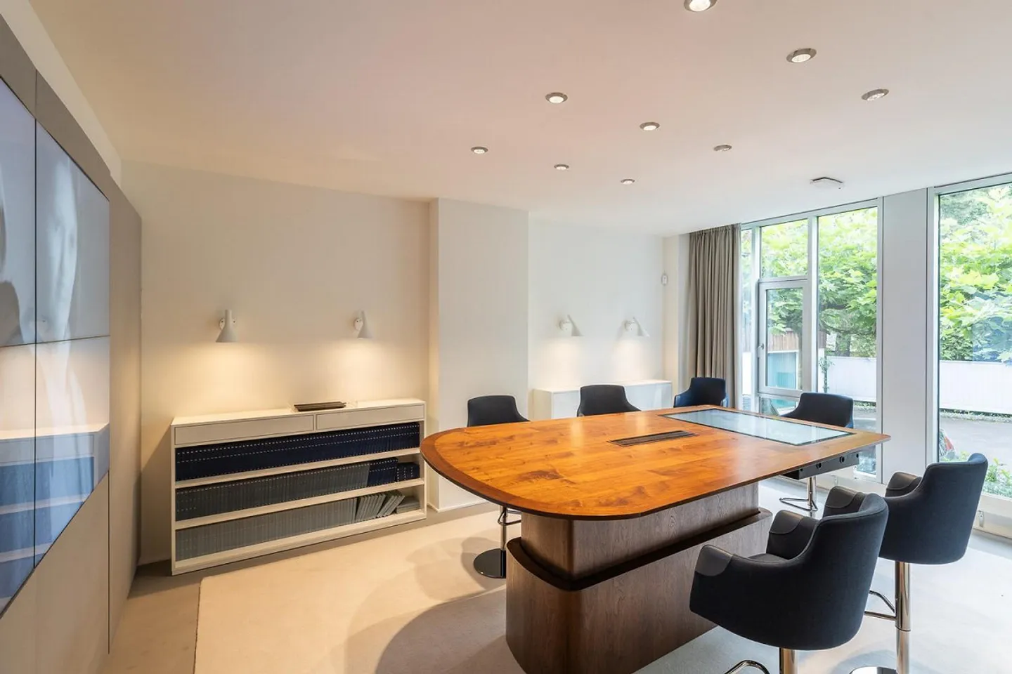 Spazio commerciale rappresentativo sul lago di Zurigo - posizione perfetta per la tua attività! - Foto 10 di 13