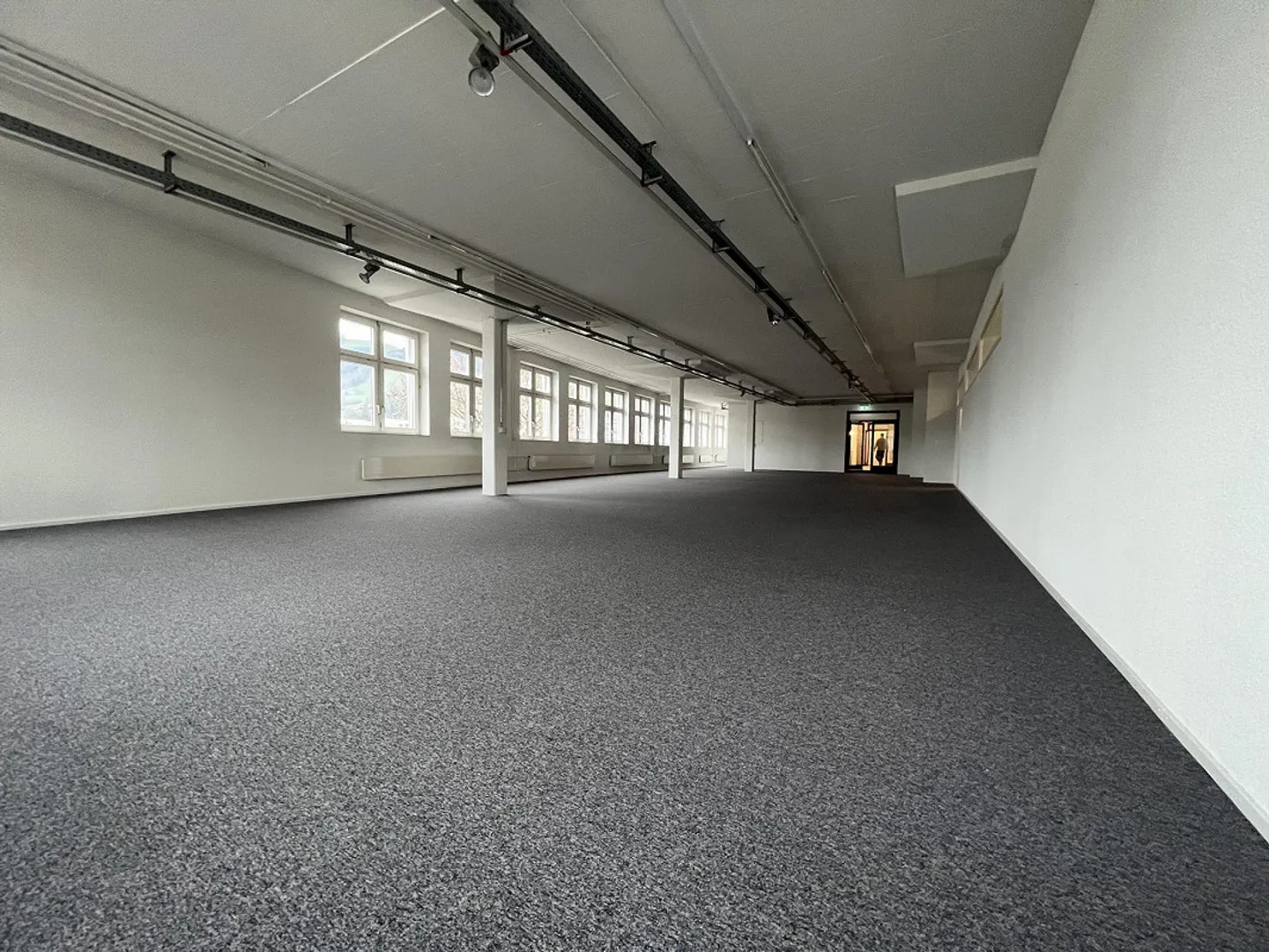 Office space for rent in a central location in Dierikon - Photo 6 of 11