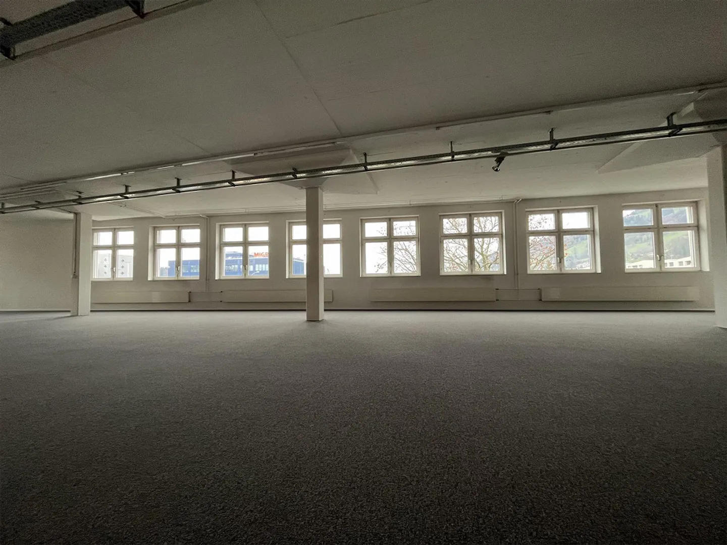 Office space for rent in a central location in Dierikon - Photo 9 of 11