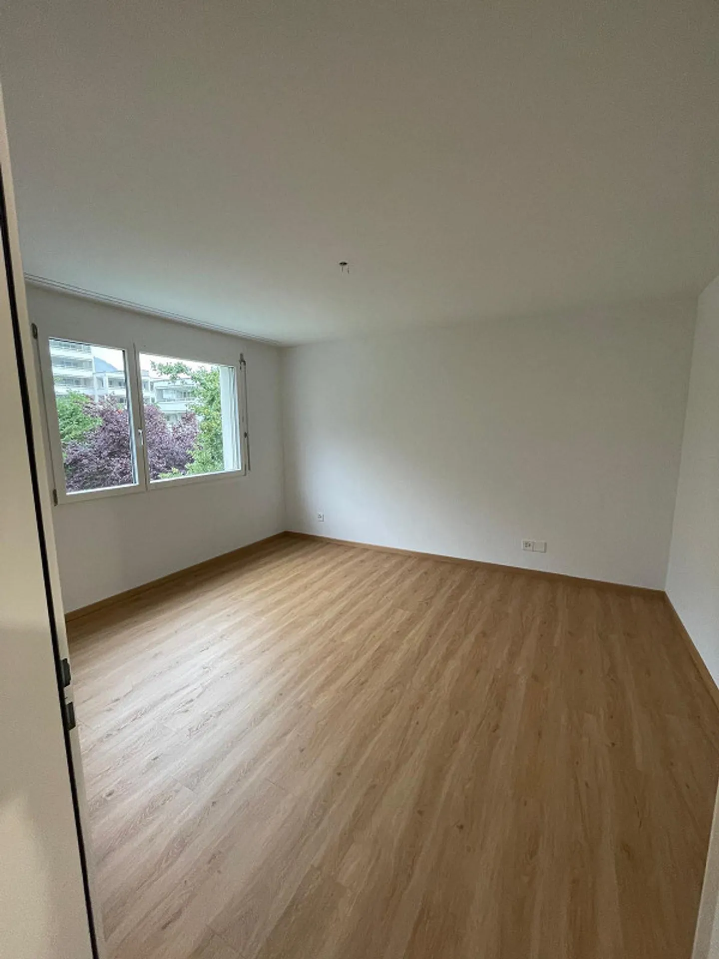 Ampio appartamento ristrutturato di 4,5 locali nel quartiere del Reno - Foto 9 di 11