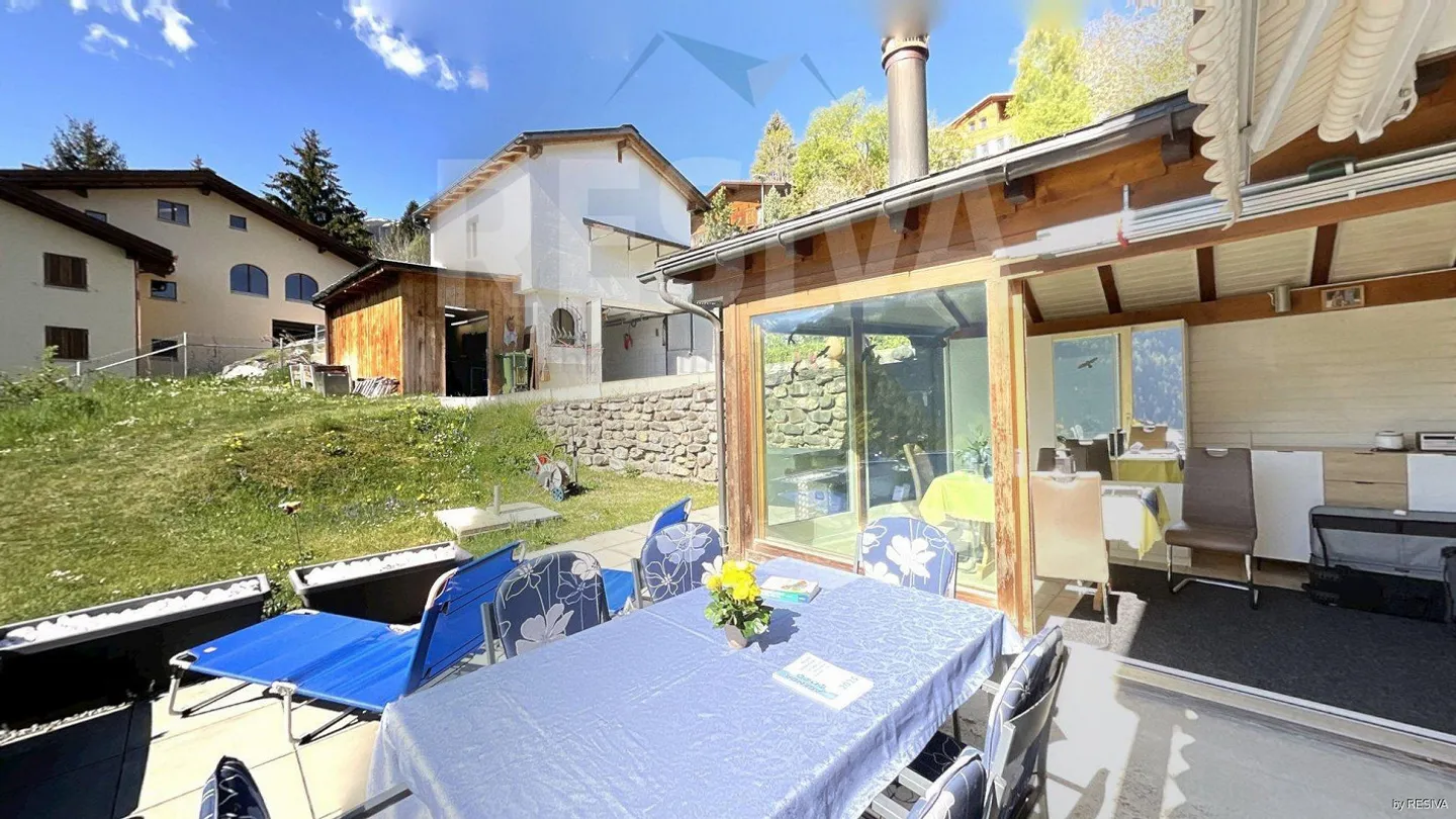 Detached single-family house with great views - Photo 4 of 29