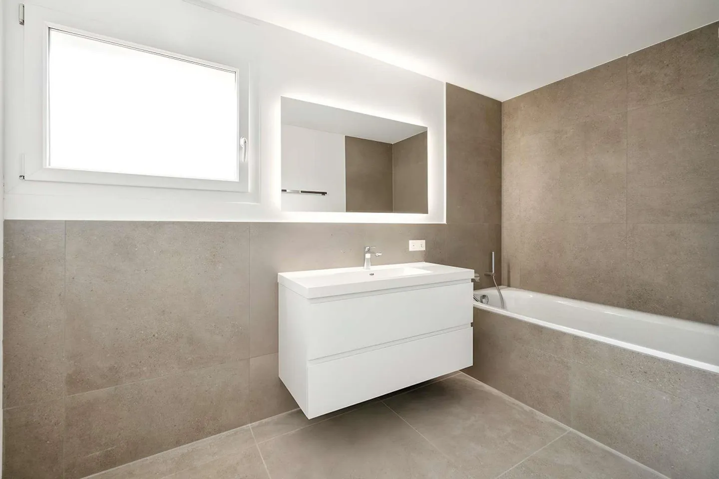 Qualità della vita sul Reno - Appartamento in proprietà con area giardino a Dachsen - Foto 4 di 14
