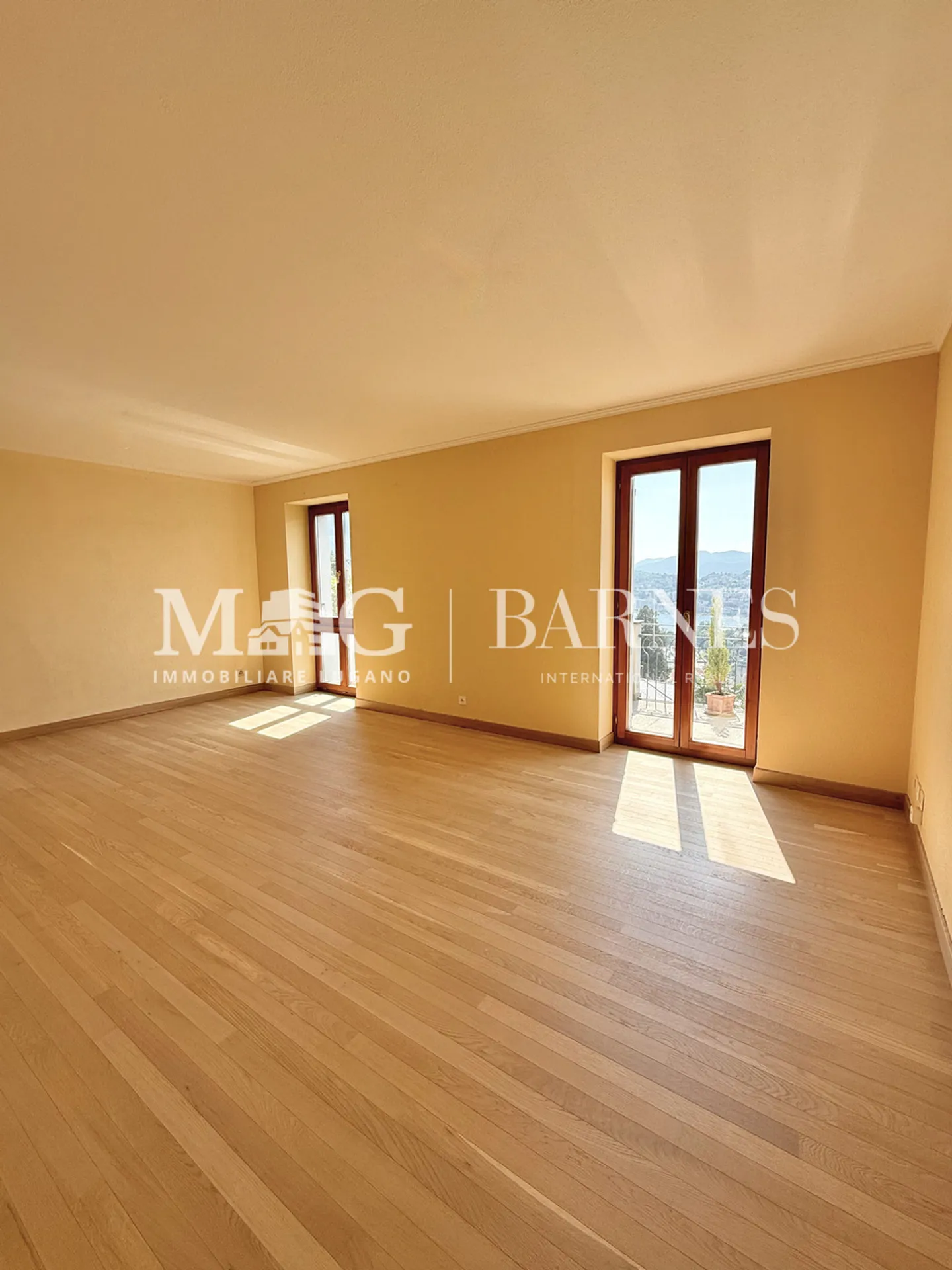 Appartamento luminoso con vista lago - Foto 6 di 10