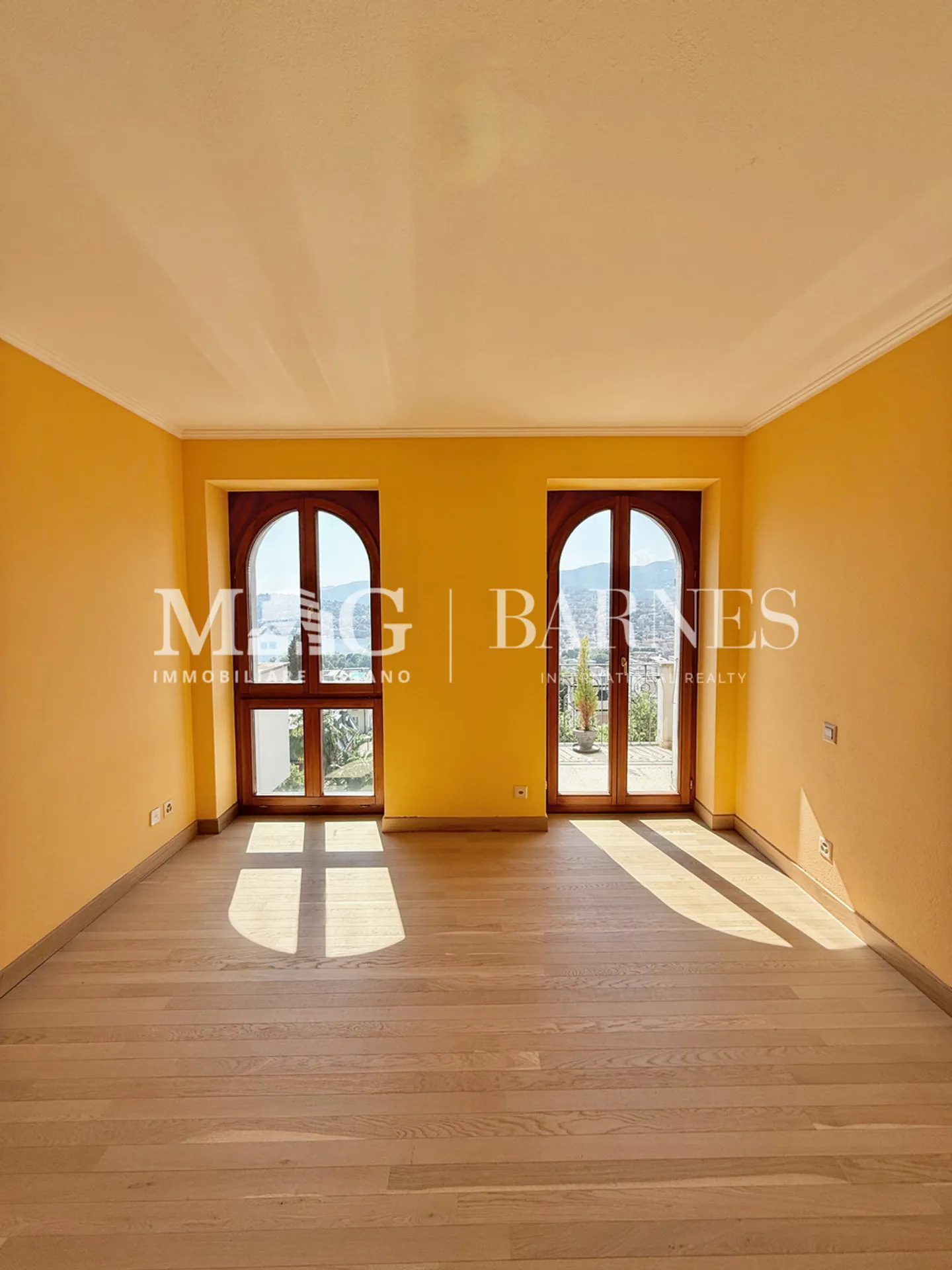 Appartamento luminoso con vista lago - Foto 8 di 10