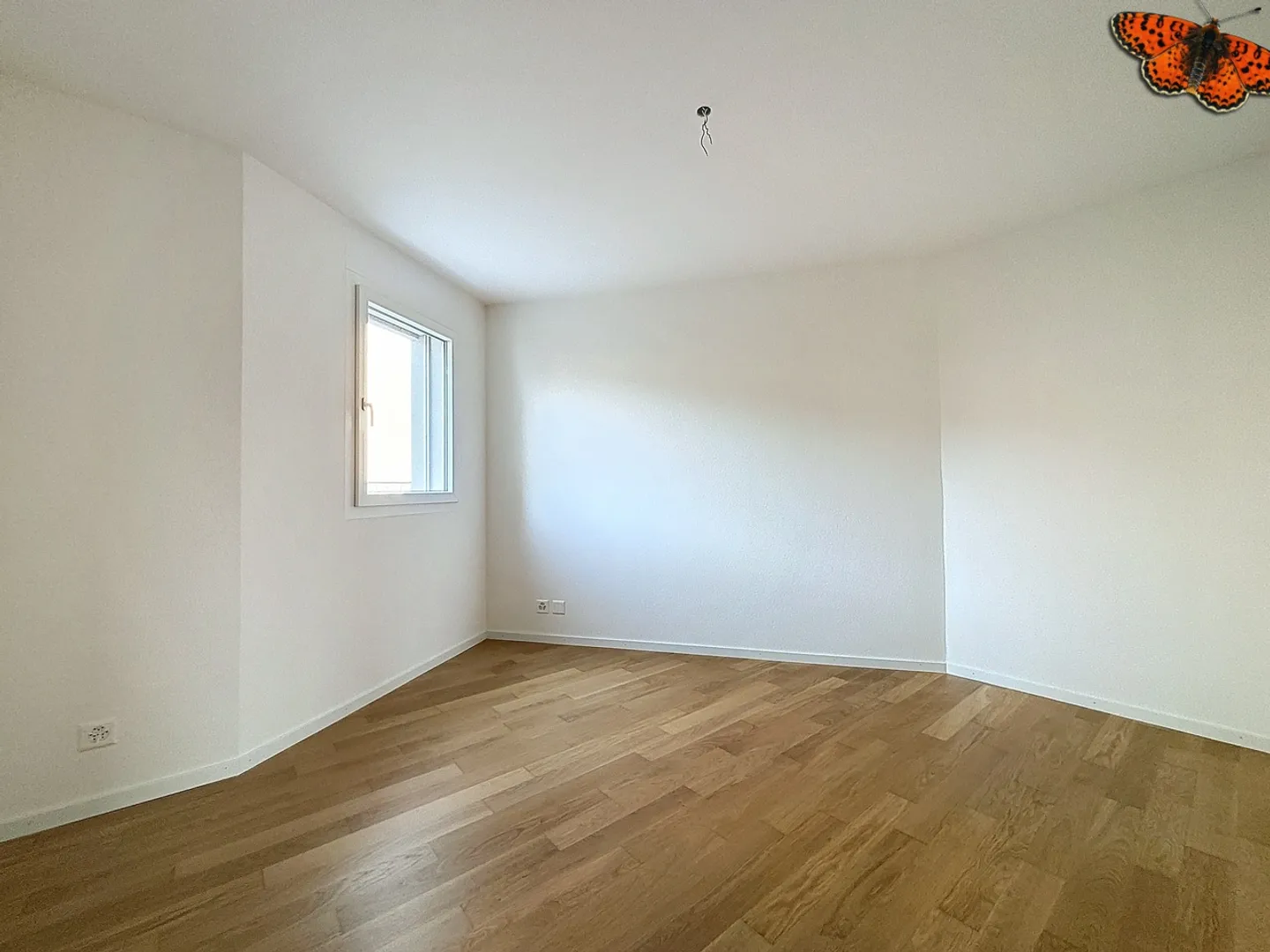 MAGNIFICENT 4-ROOM APARTMENT - Beautiful spaces and balcony - Photo 9 of 14