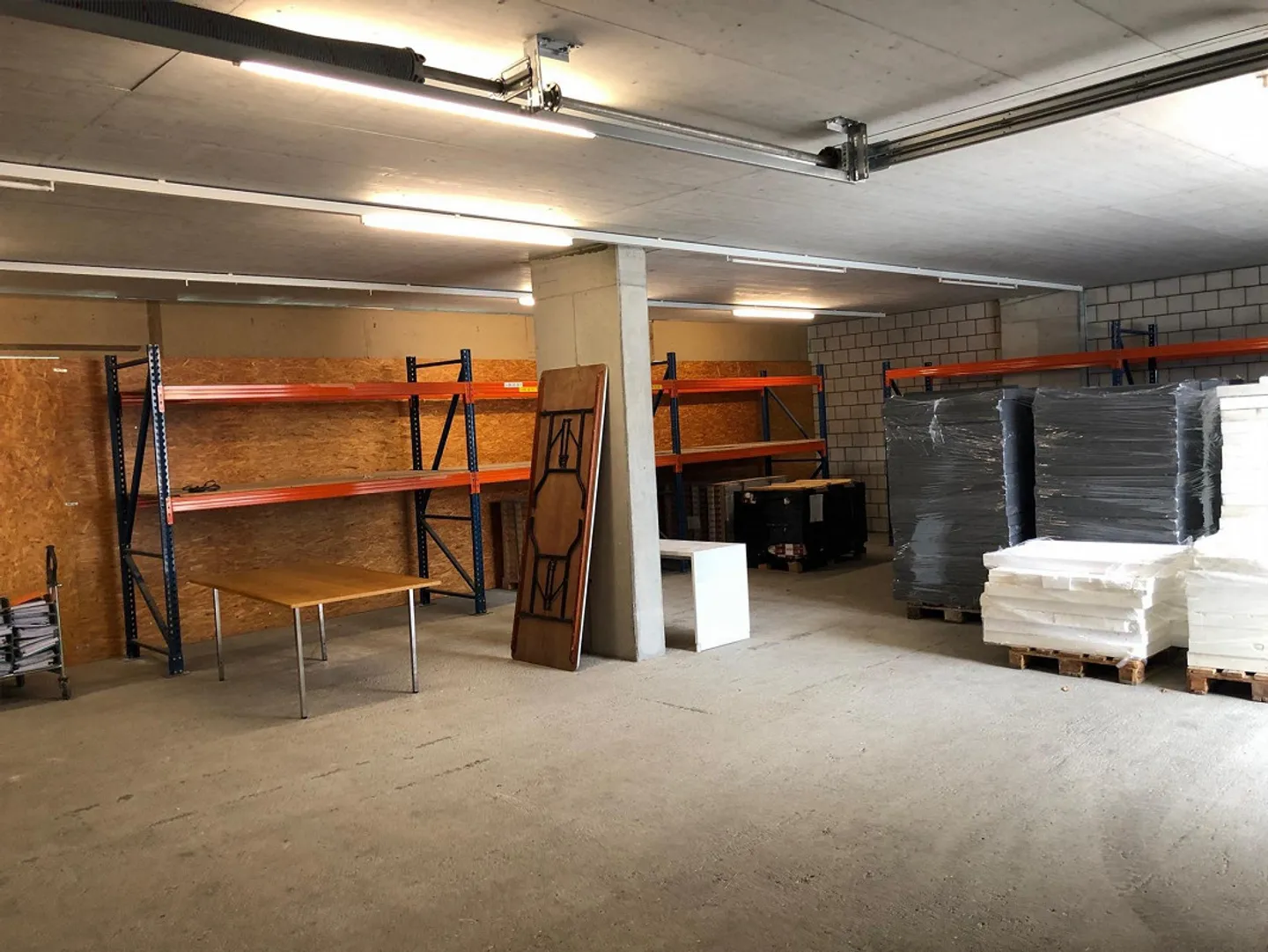Gewerberaum mit Büro - Foto 3 von 12