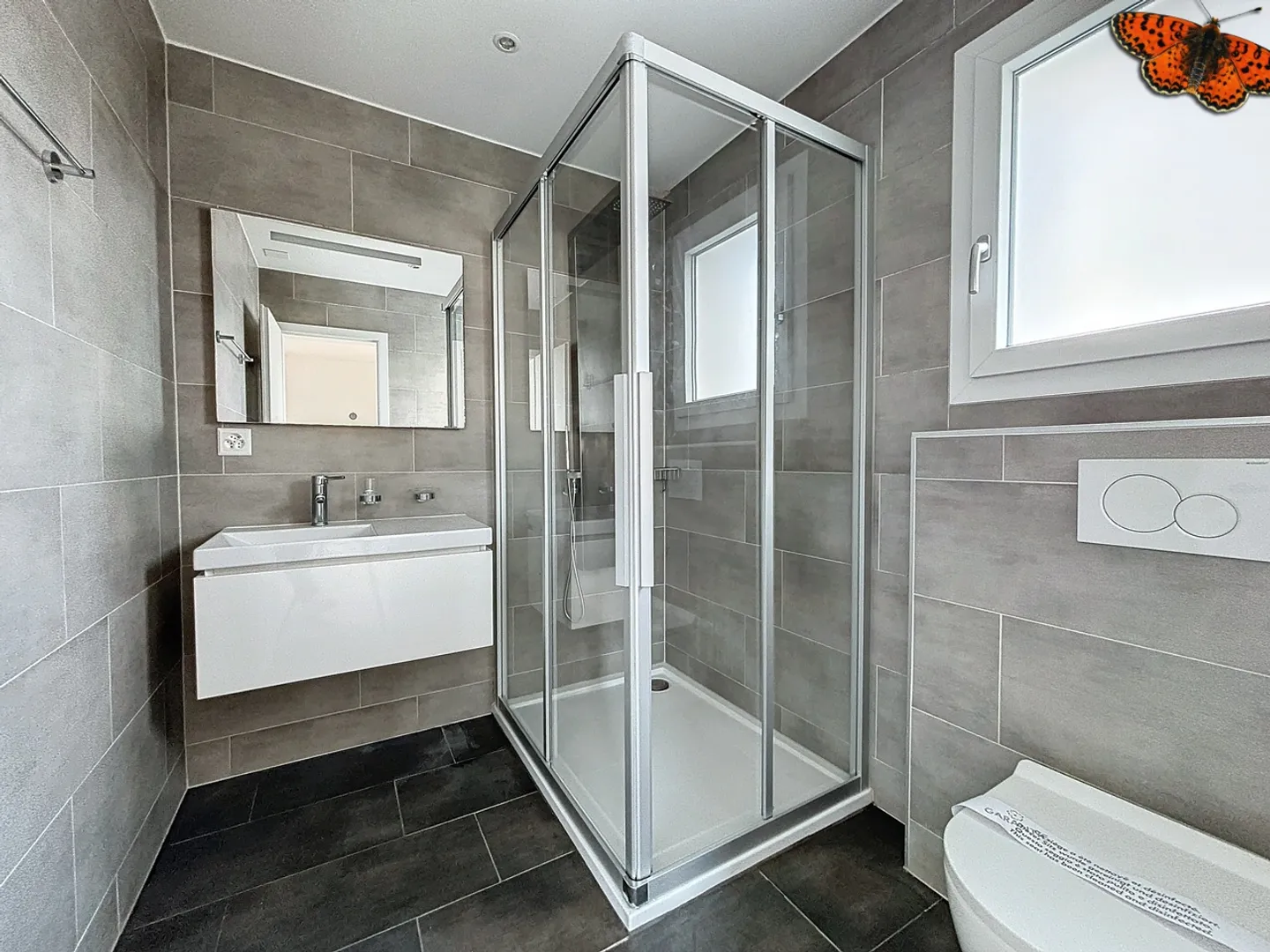 MAGNIFICENT 4-ROOM APARTMENT - Beautiful spaces and balcony - Photo 10 of 14