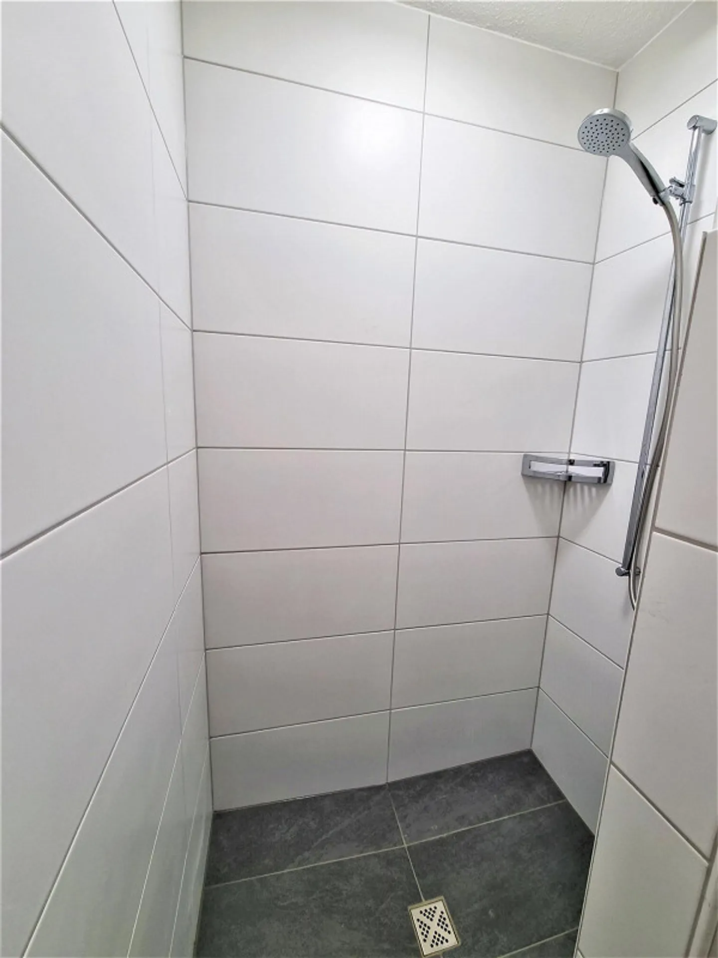 Helle Wohnung zu vermieten - Foto 5 von 5