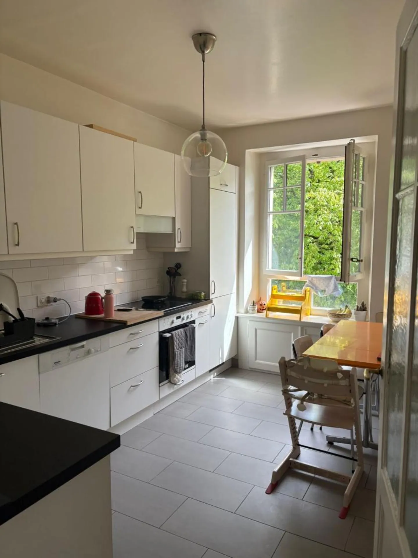 Appartement 5 pièces - Photo 1 sur 8