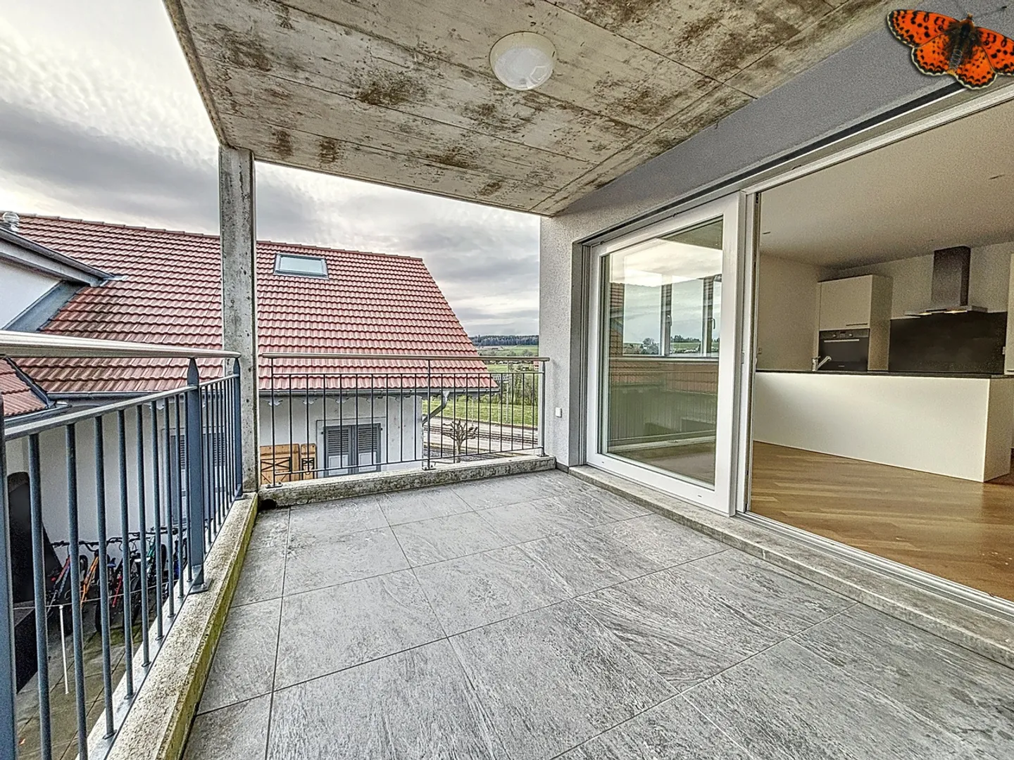MAGNIFICENT 4-ROOM APARTMENT - Beautiful spaces and balcony - Photo 12 of 14
