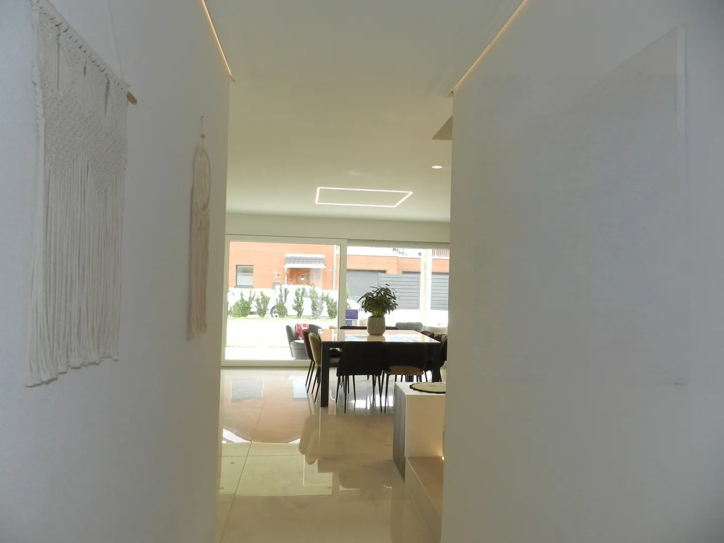 Versatile Villas with Pool - Photo 9 of 20