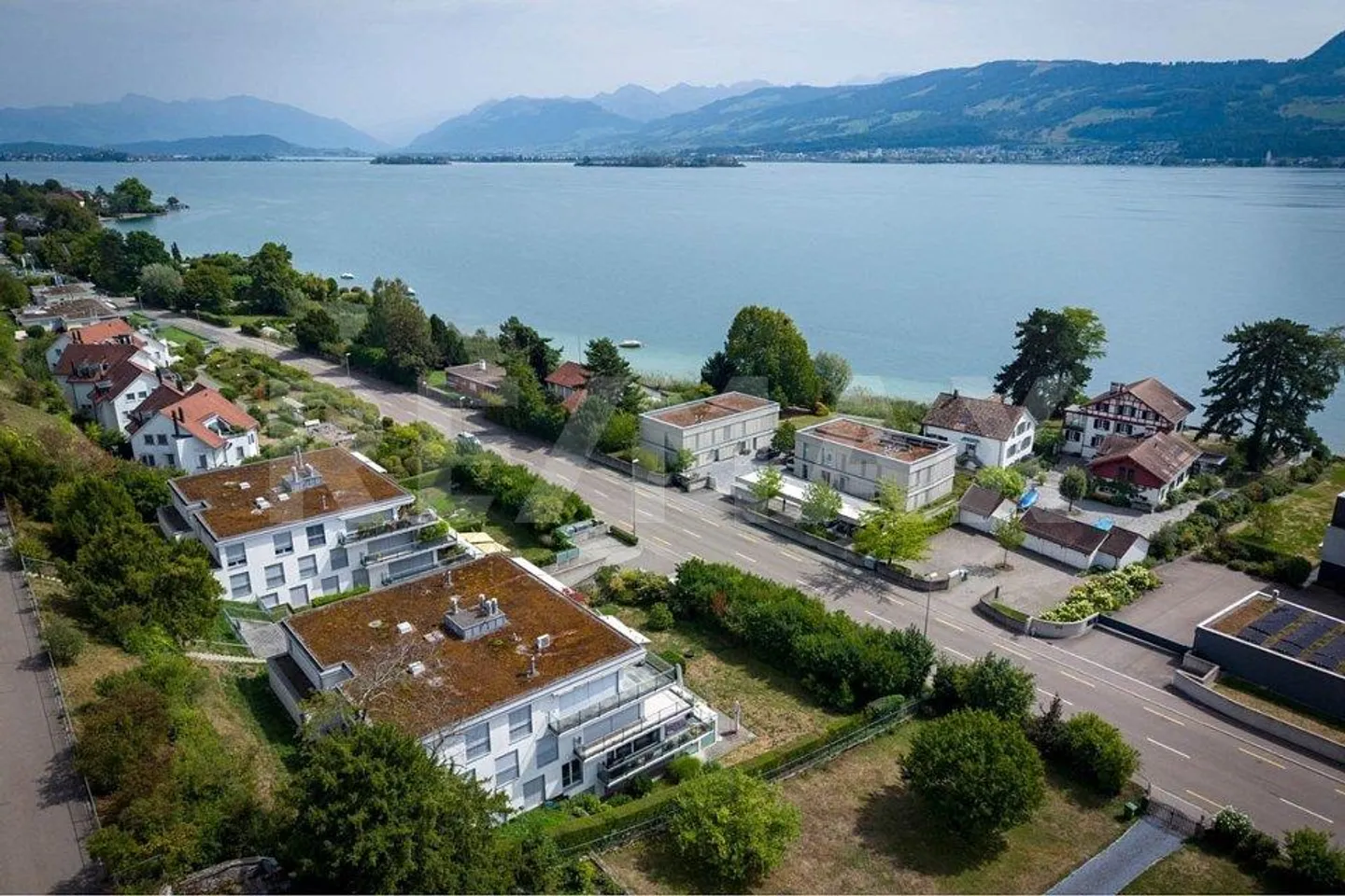 Elegant 5.5-room terrace apartment just a few steps from Zurich... - Photo 1 of 13