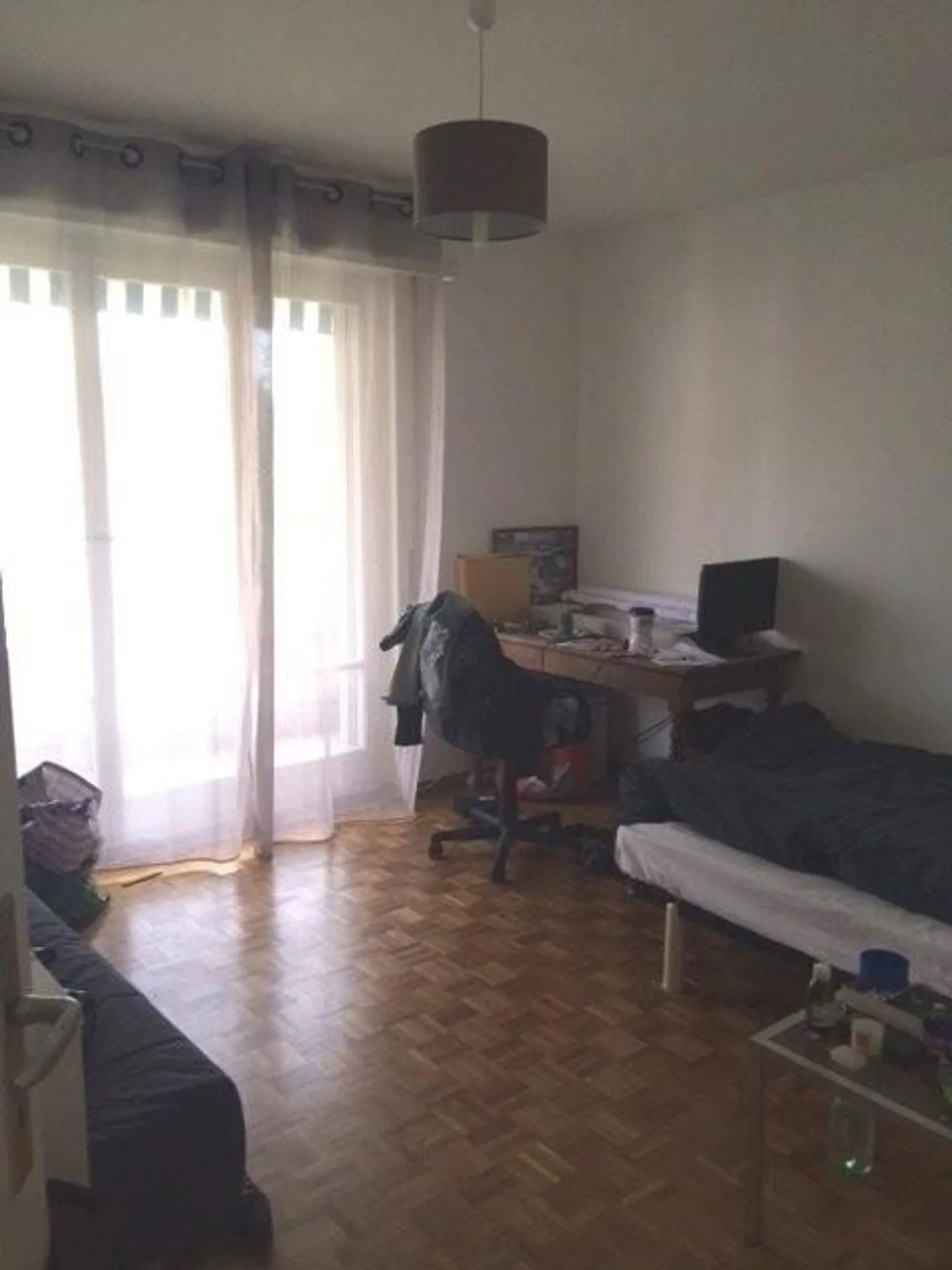 Joli 3 pièces au 3ème étage, disponible pour le 1er octobre 2025 - Photo 3 sur 7