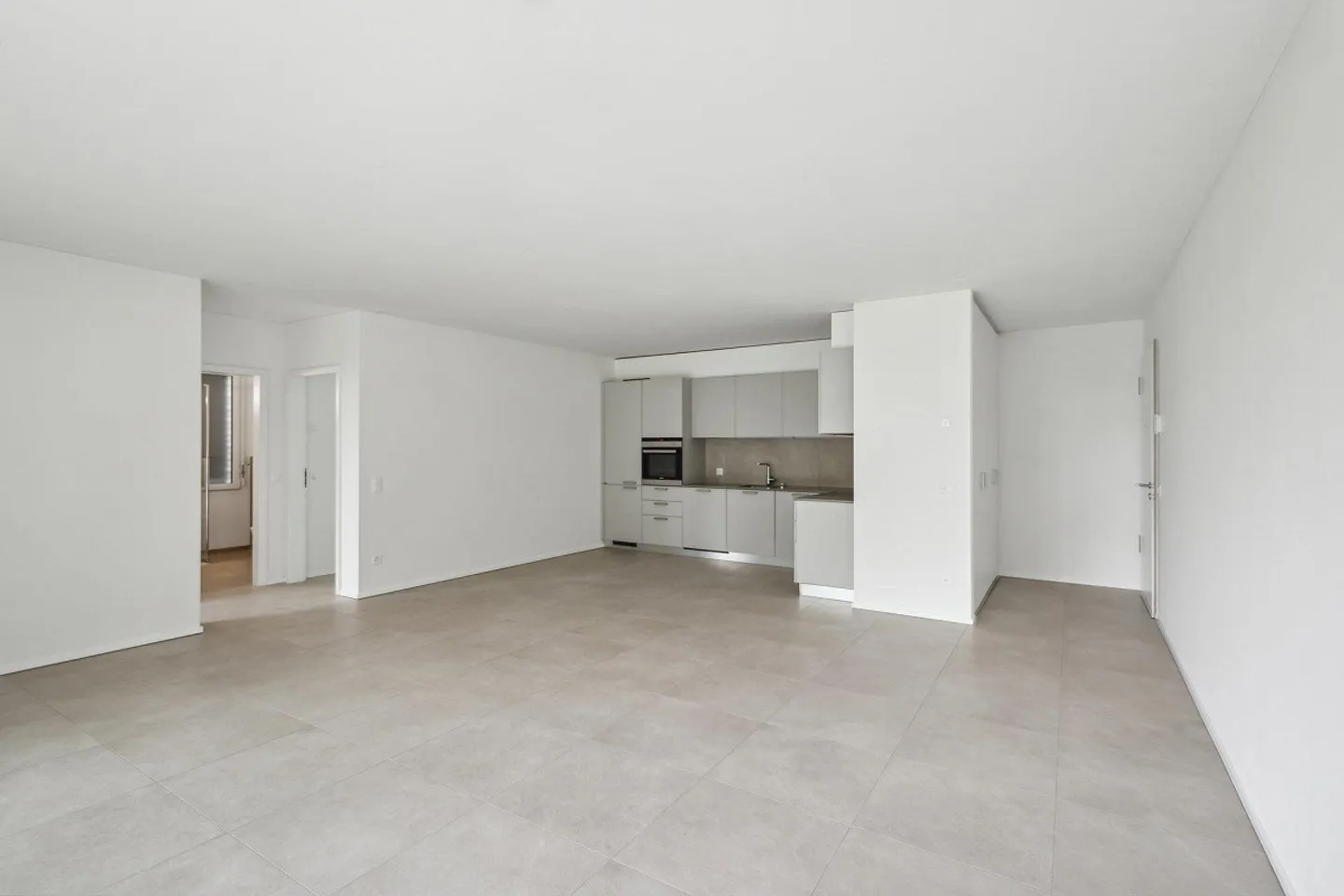 Modernes und neues Apartment mit Garten - Foto 3 von 9
