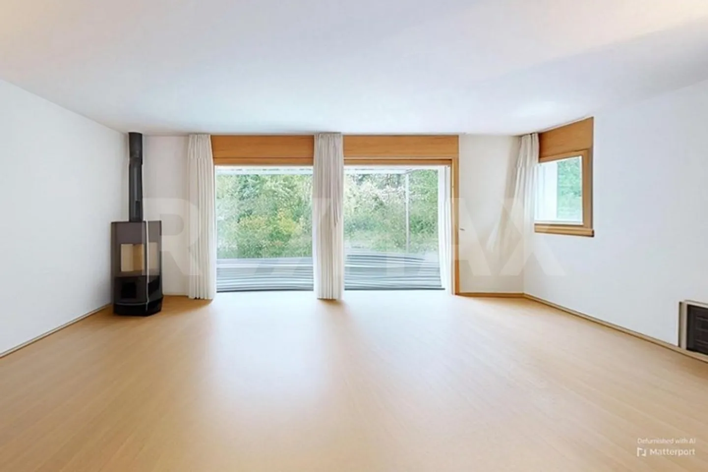 Einfamilienhaus am Waldrand und doch zentral. - Foto 4 von 11