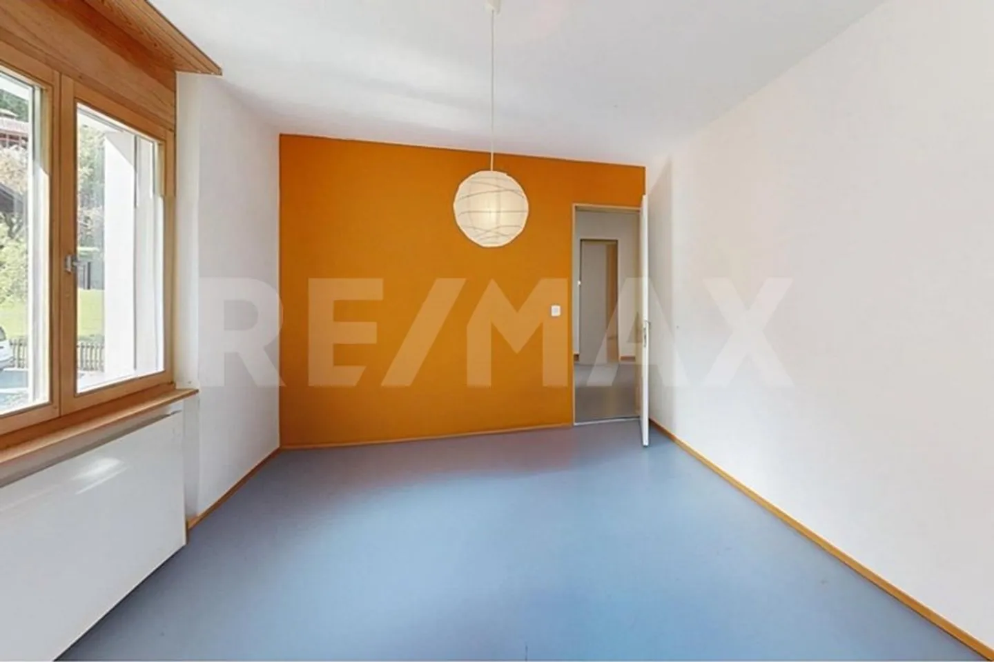 Einfamilienhaus am Waldrand und doch zentral. - Foto 5 von 11