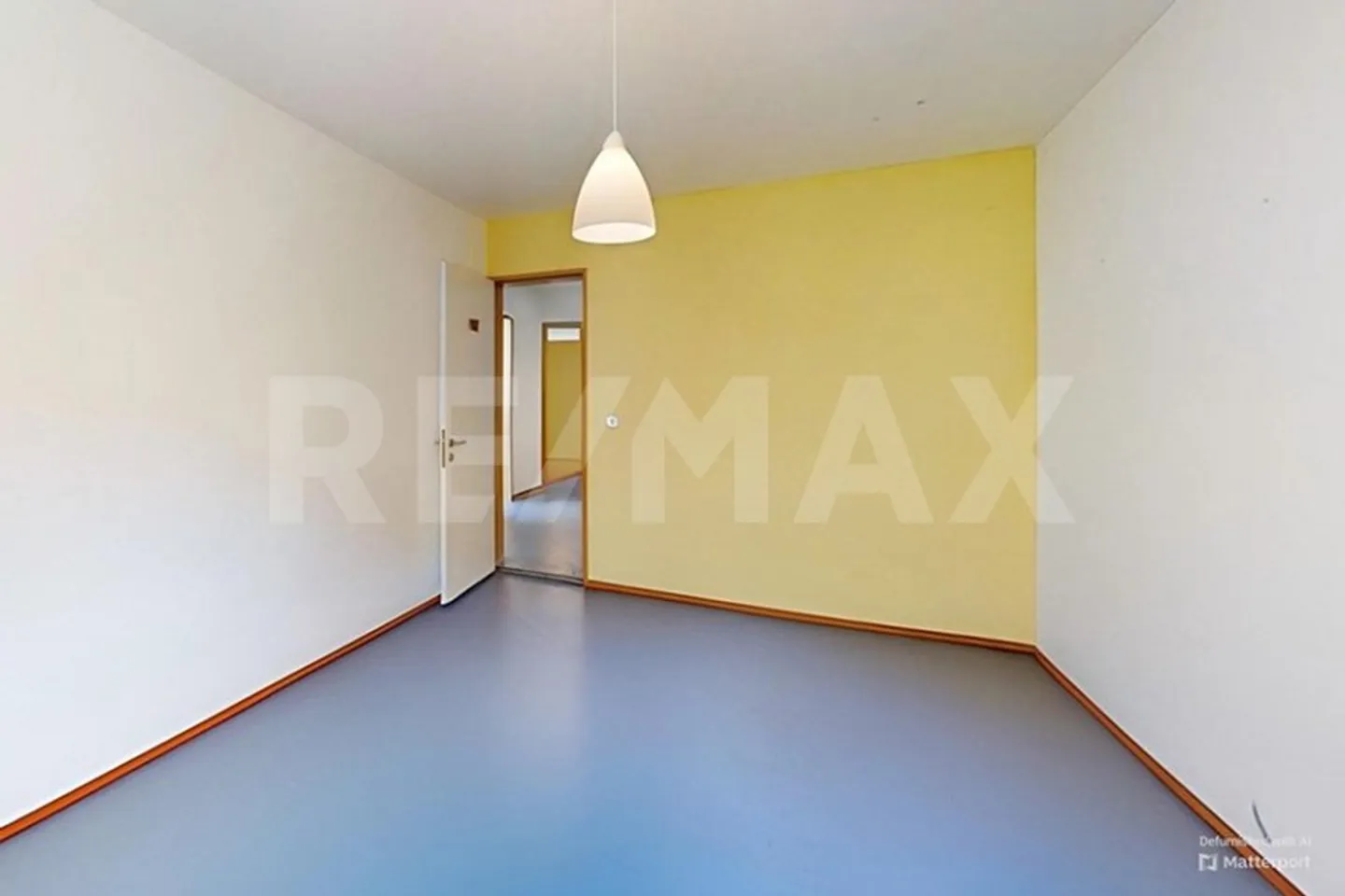 Einfamilienhaus am Waldrand und doch zentral. - Foto 6 von 11