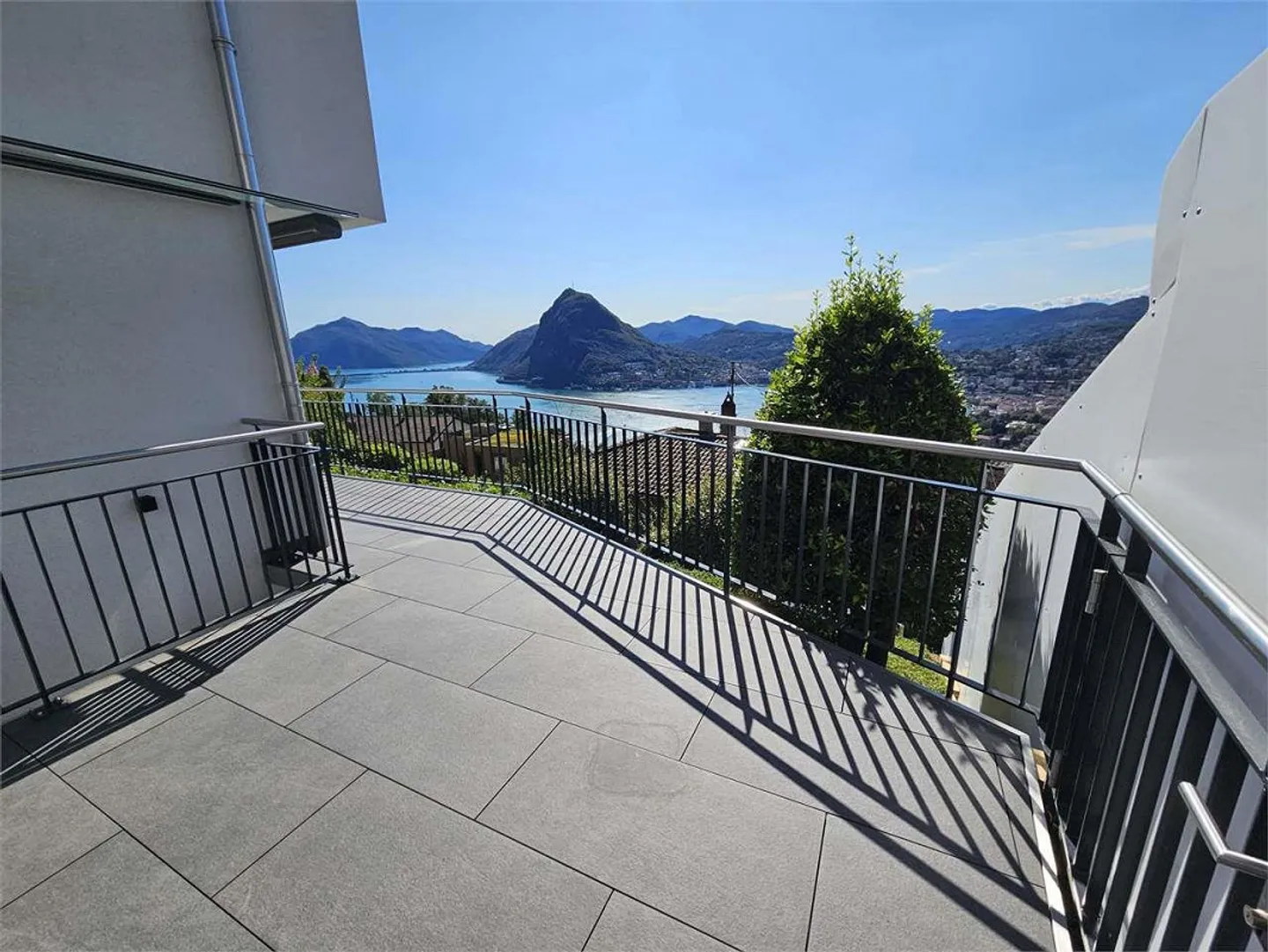 Aldesago, 3.5 loc. con splendida vista lago - Foto 3 di 13