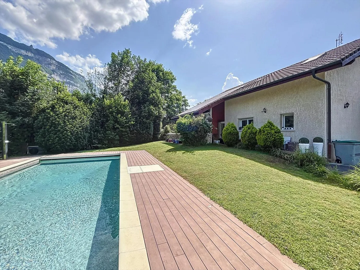 FRANKREICH NACHBARN - 4 MN VON DER ZOLLE - Foto 1 von 10