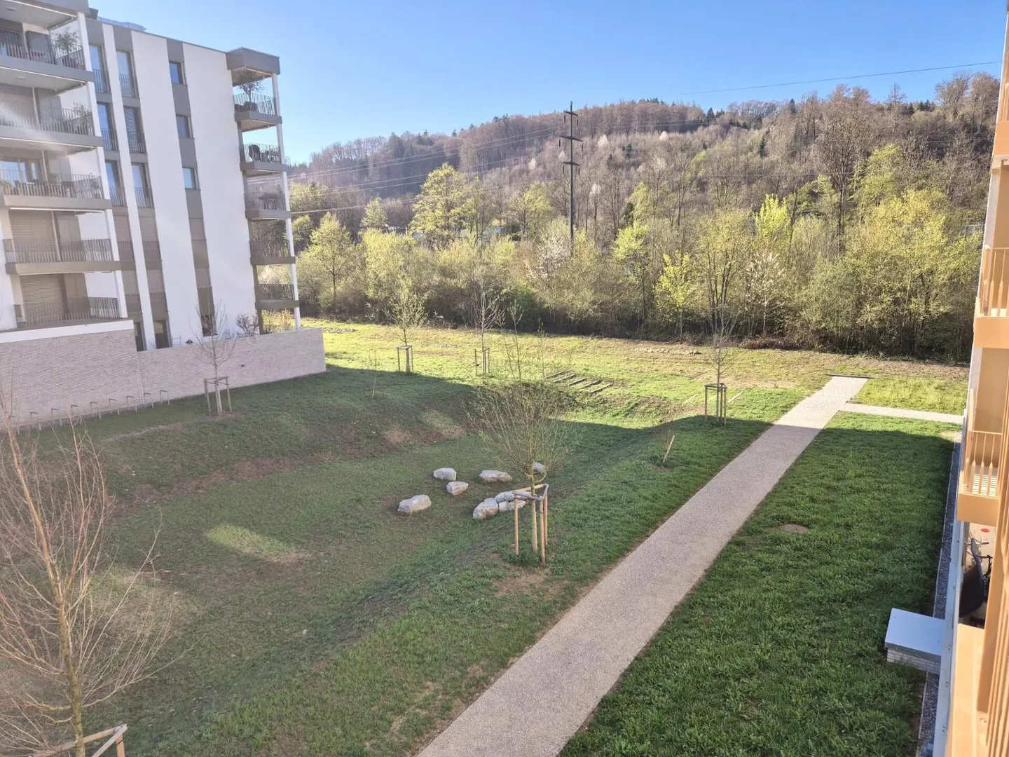Berges 2 - 3.5-Room Apartment on the 2nd Floor - Photo 4 of 10