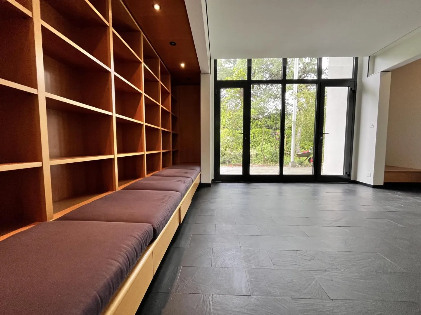 Architect-designed house - Pregny-Chambésy - Photo 3 of 13
