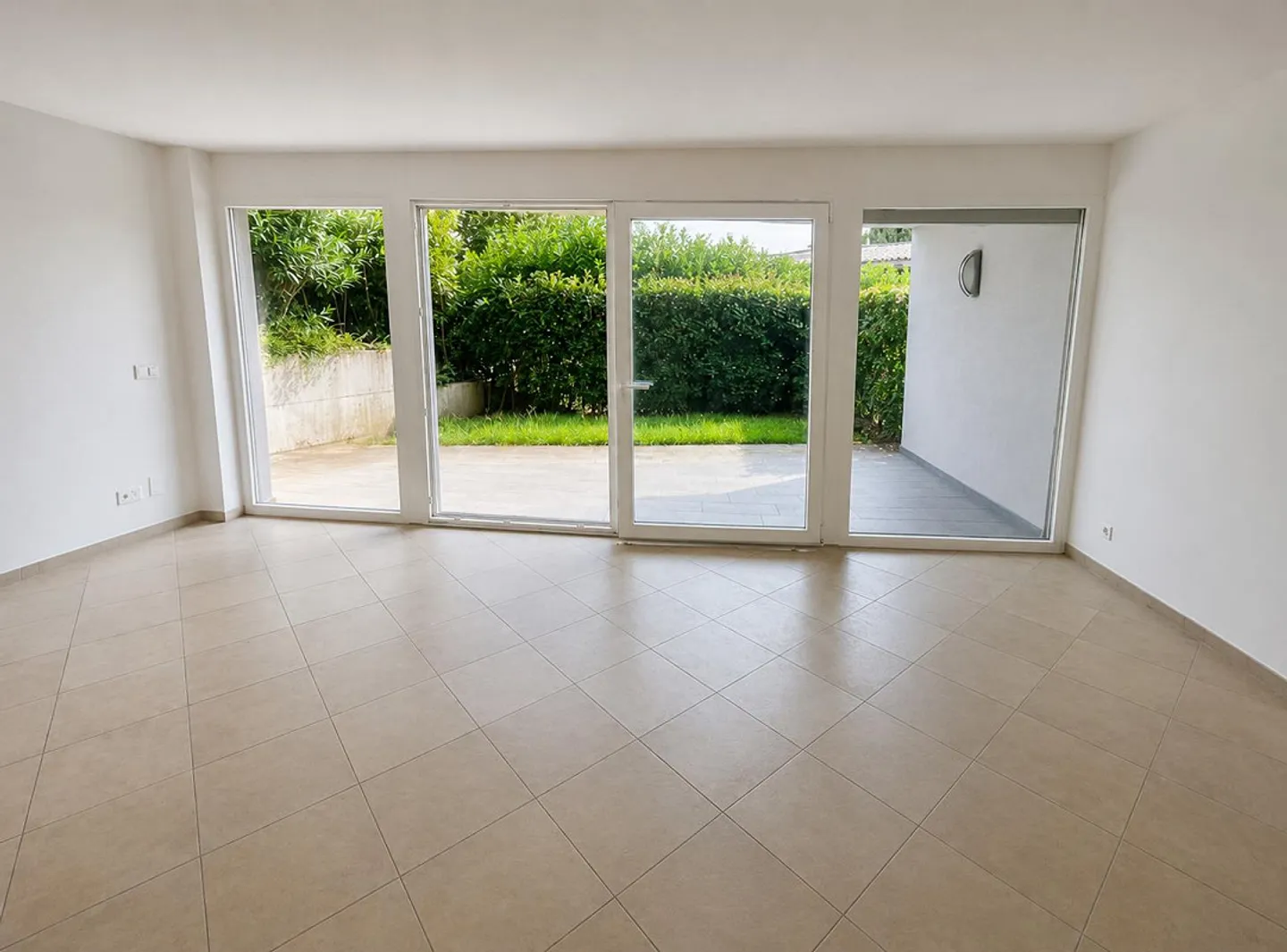 BALERNA – 4,5 PIÈCES AVEC JARDIN – RECHERCHE D'UN SOUS-LOCATAIRE - Photo 1 sur 8