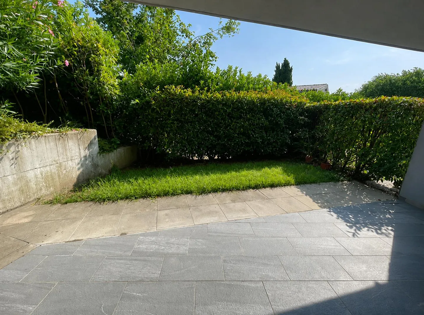 BALERNA – 4,5 PIÈCES AVEC JARDIN – RECHERCHE D'UN SOUS-LOCATAIRE - Photo 5 sur 8