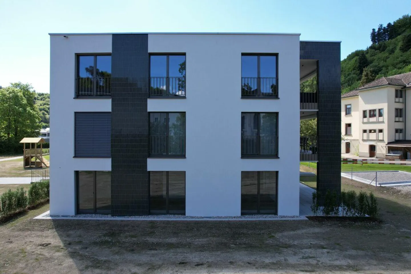 Appartement à vendre - Photo 2 sur 13