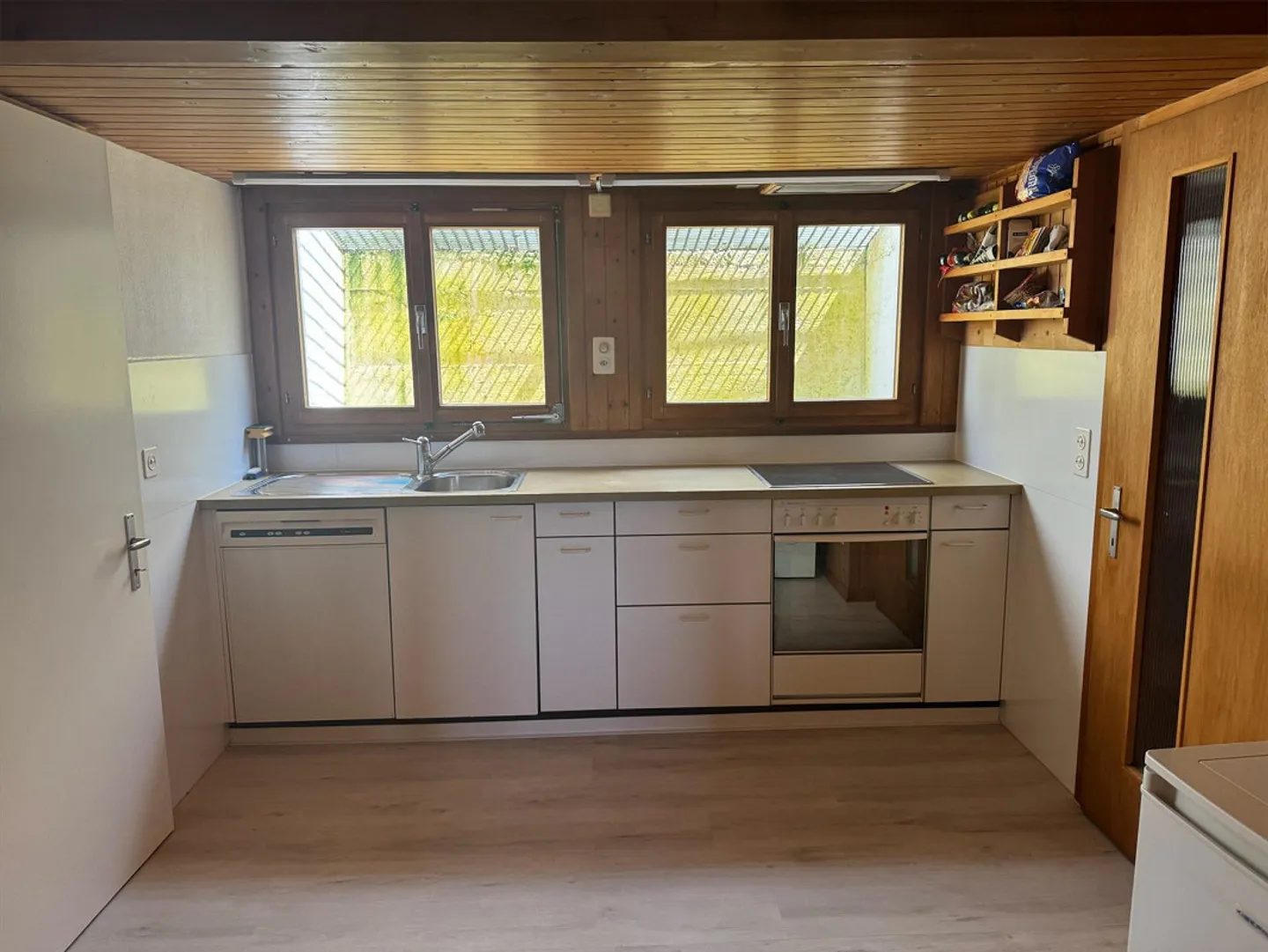 Charmante, ancienne maison individuelle de 4,5 pièces dans un emplacement central à Schiers - Photo 5 sur 15