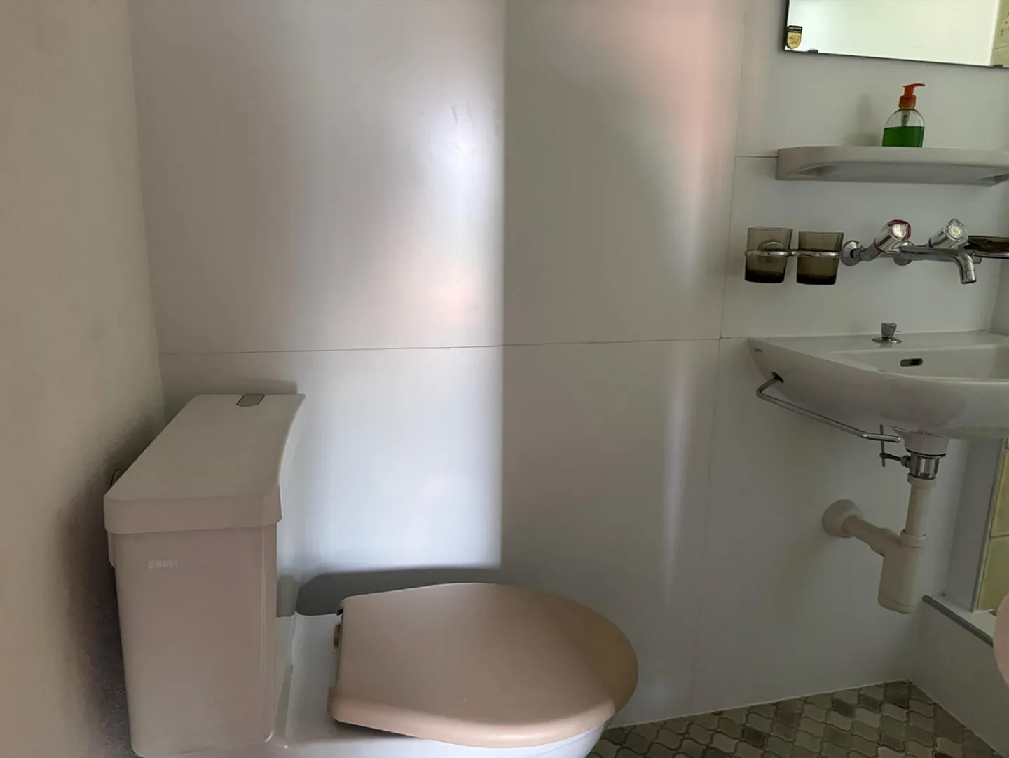 Charmante, ancienne maison individuelle de 4,5 pièces dans un emplacement central à Schiers - Photo 11 sur 15
